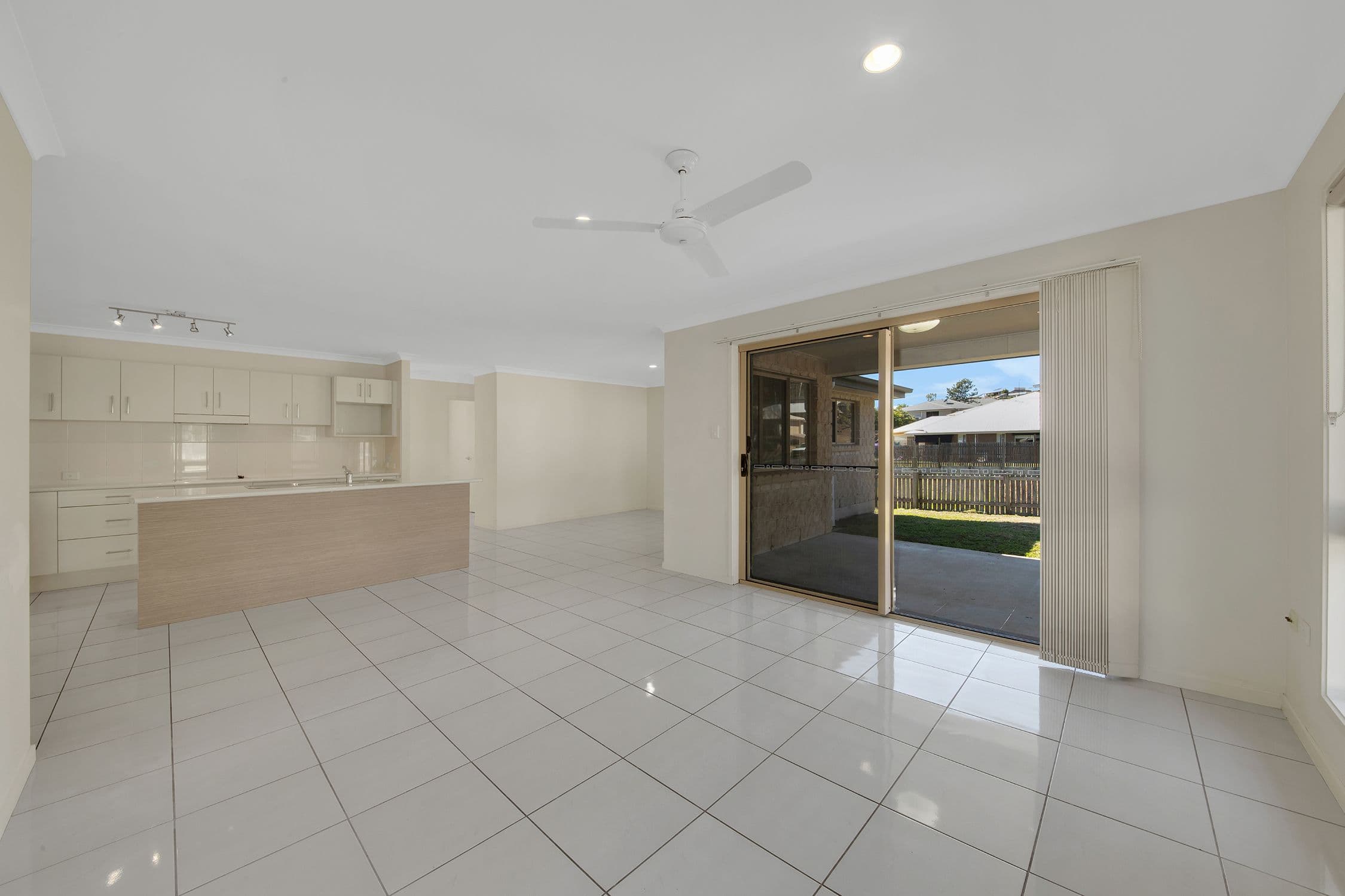 2 Oakdale Place, Kirkwood QLD 4680, Kirkwood - Thumbnail 3