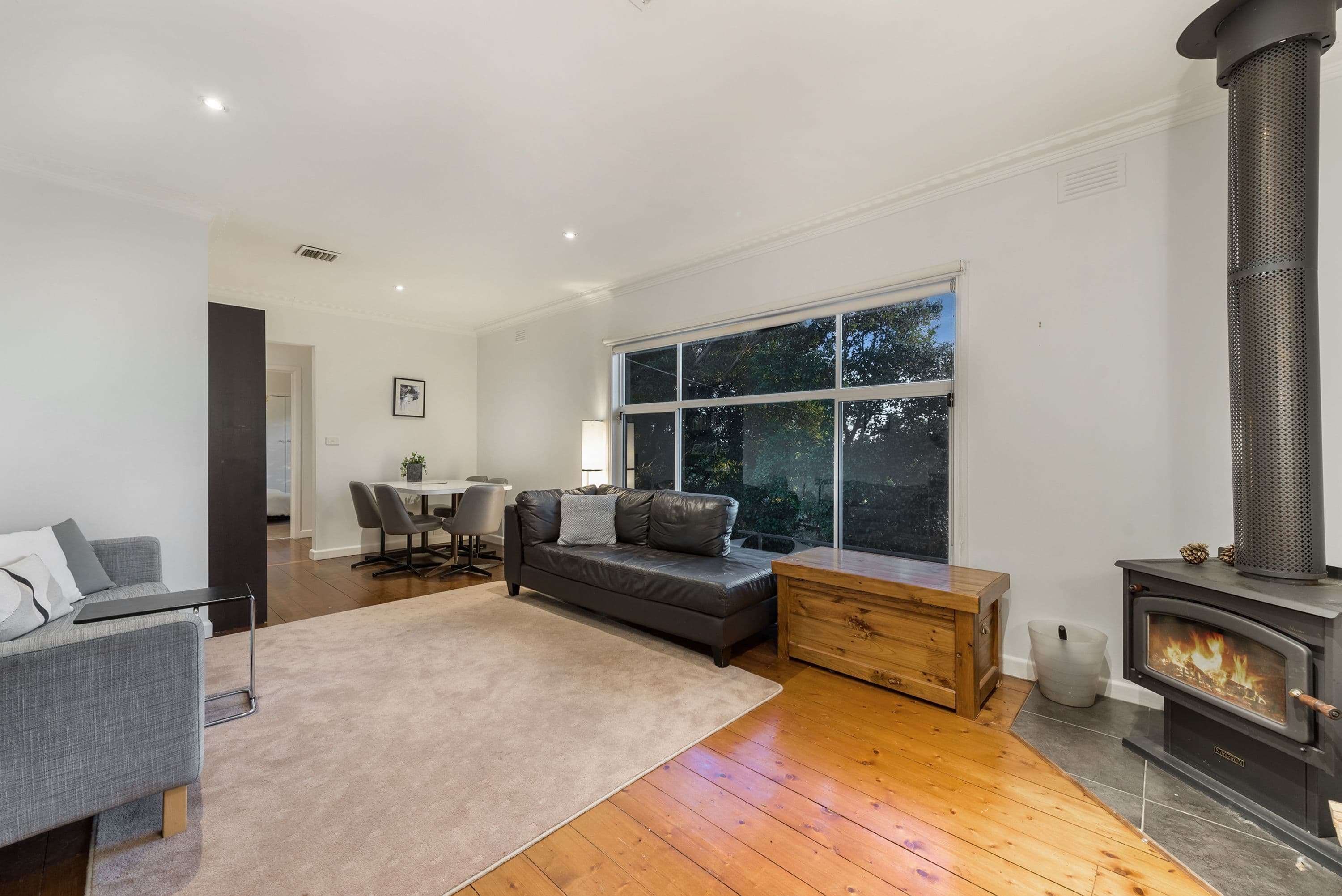 8 Newton Street, Ferntree Gully VIC 3156, Ferntree Gully - Thumbnail 3