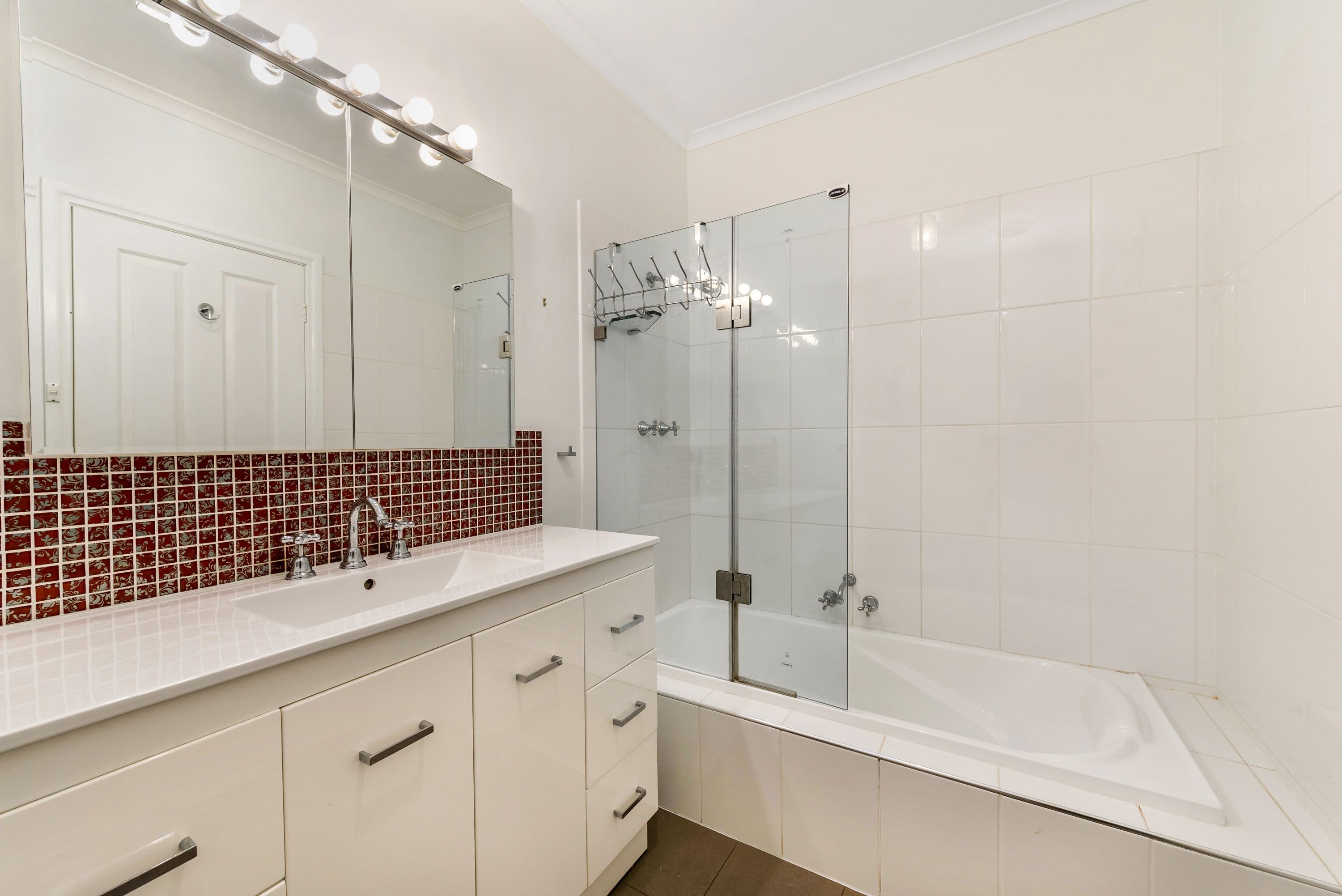 8 Newton Street, Ferntree Gully VIC 3156, Ferntree Gully - Thumbnail 7