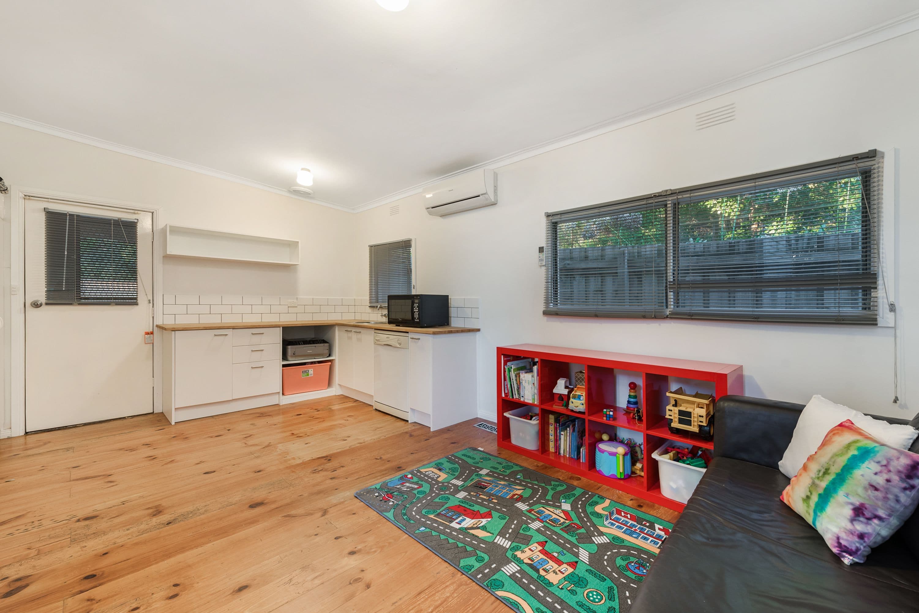 8 Newton Street, Ferntree Gully VIC 3156, Ferntree Gully - Thumbnail 8