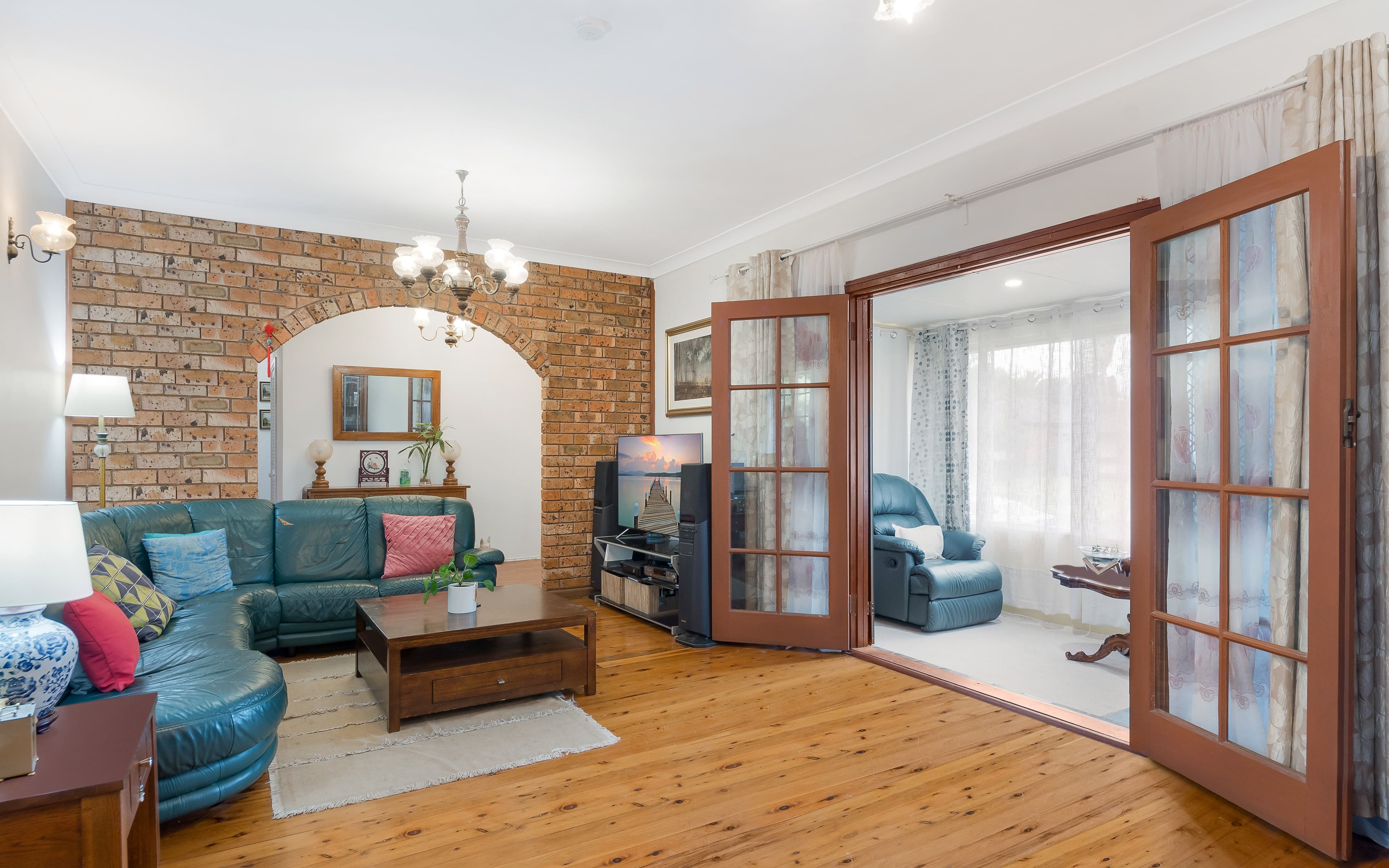 9 Trobriand Crescent, Glenfield NSW 2167, Glenfield - Thumbnail 2