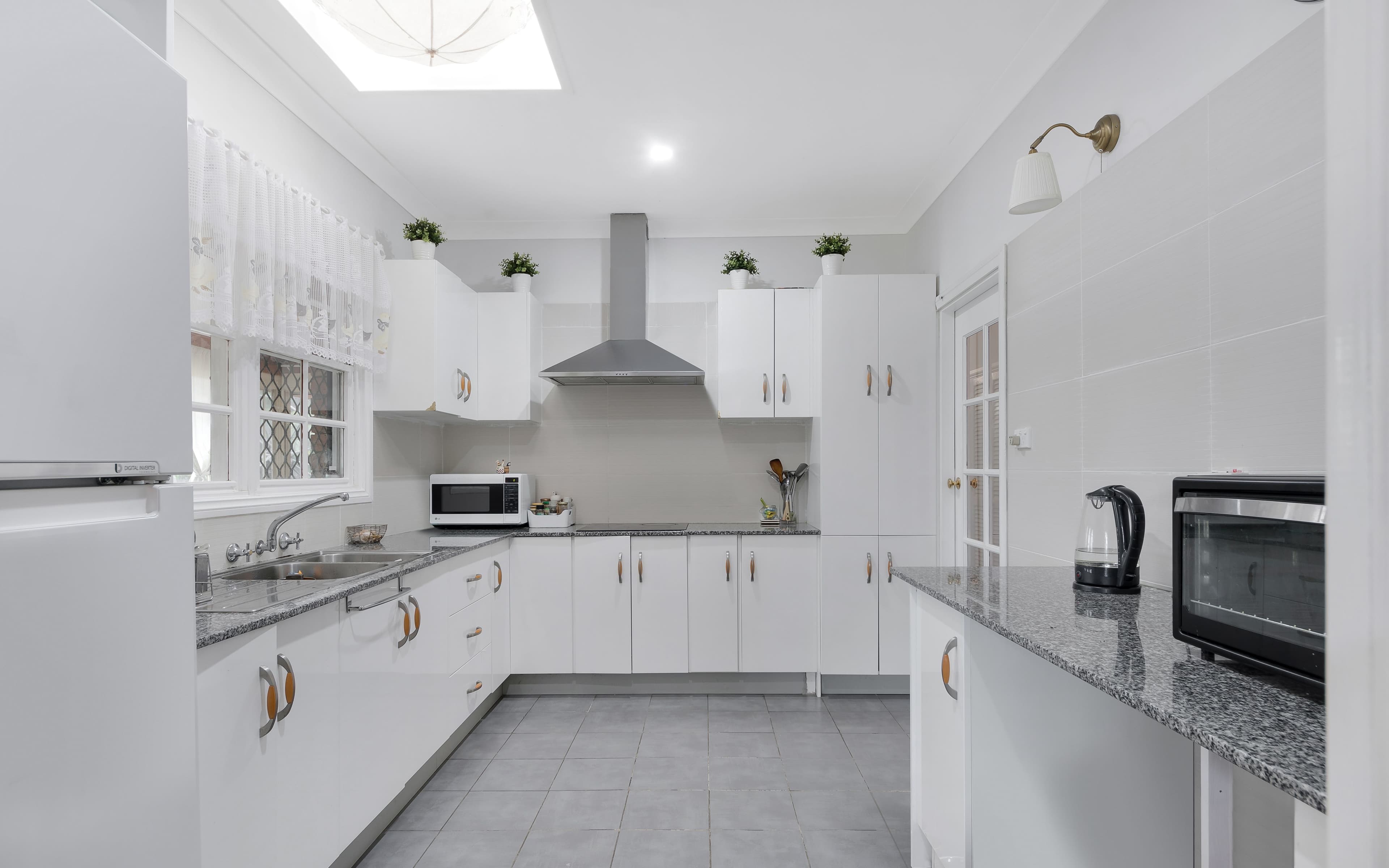 9 Trobriand Crescent, Glenfield NSW 2167, Glenfield - Thumbnail 4