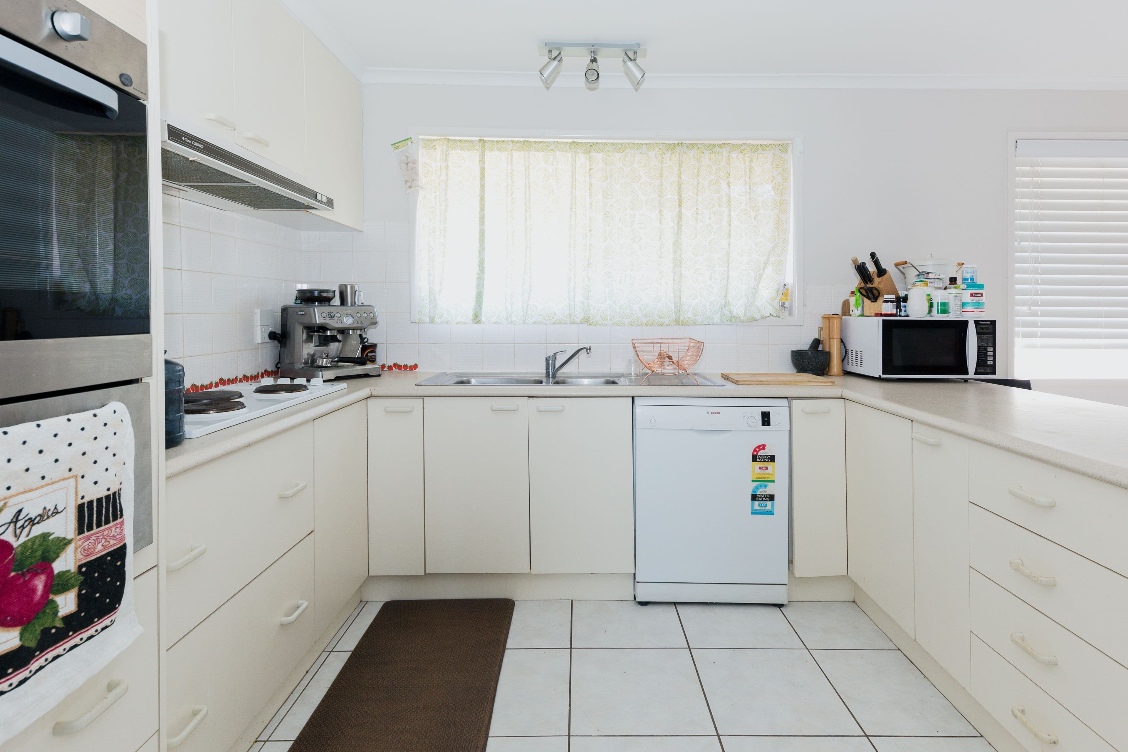1 Cornflower Street, Mansfield QLD 4122, Mansfield - Thumbnail 5