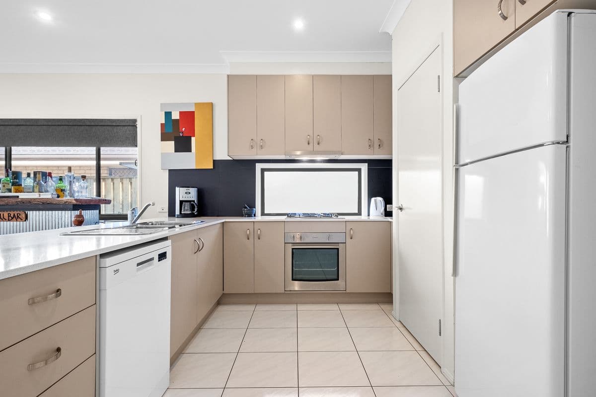 33 Mersey Street, North Lakes QLD 4509, North Lakes - Thumbnail 5