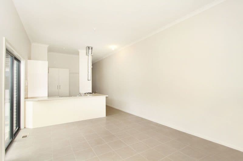 30 Westbrook Street, CHADSTONE VIC 3148, Chadstone - Thumbnail 2
