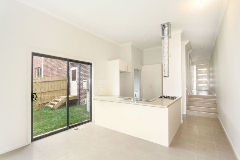 30 Westbrook Street, CHADSTONE VIC 3148, Chadstone - Thumbnail 3