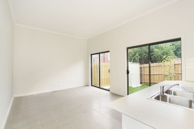 30 Westbrook Street, CHADSTONE VIC 3148, Chadstone - Thumbnail 4