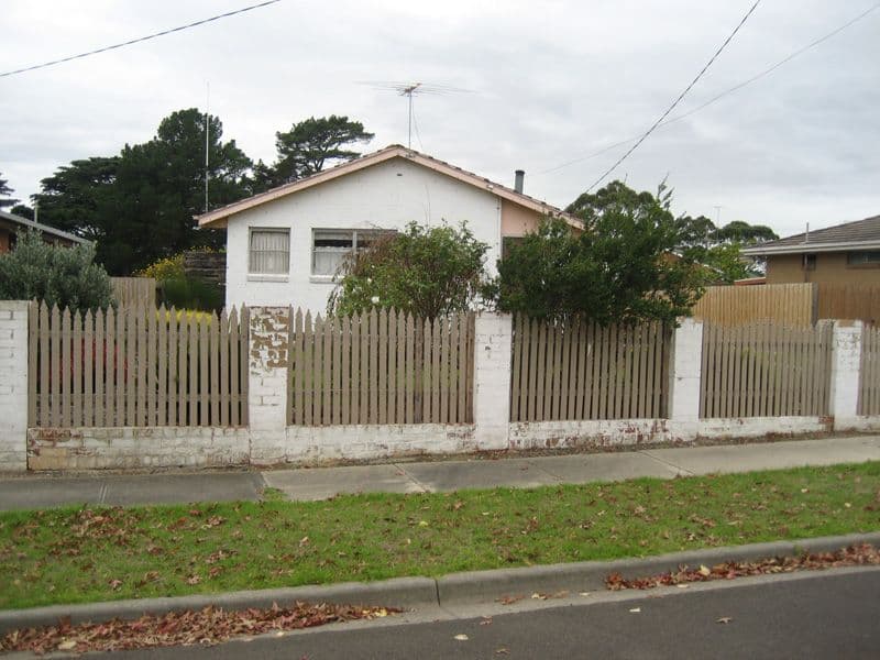 47  Illowa Street, MORNINGTON VIC 3931, Mornington - Thumbnail 2
