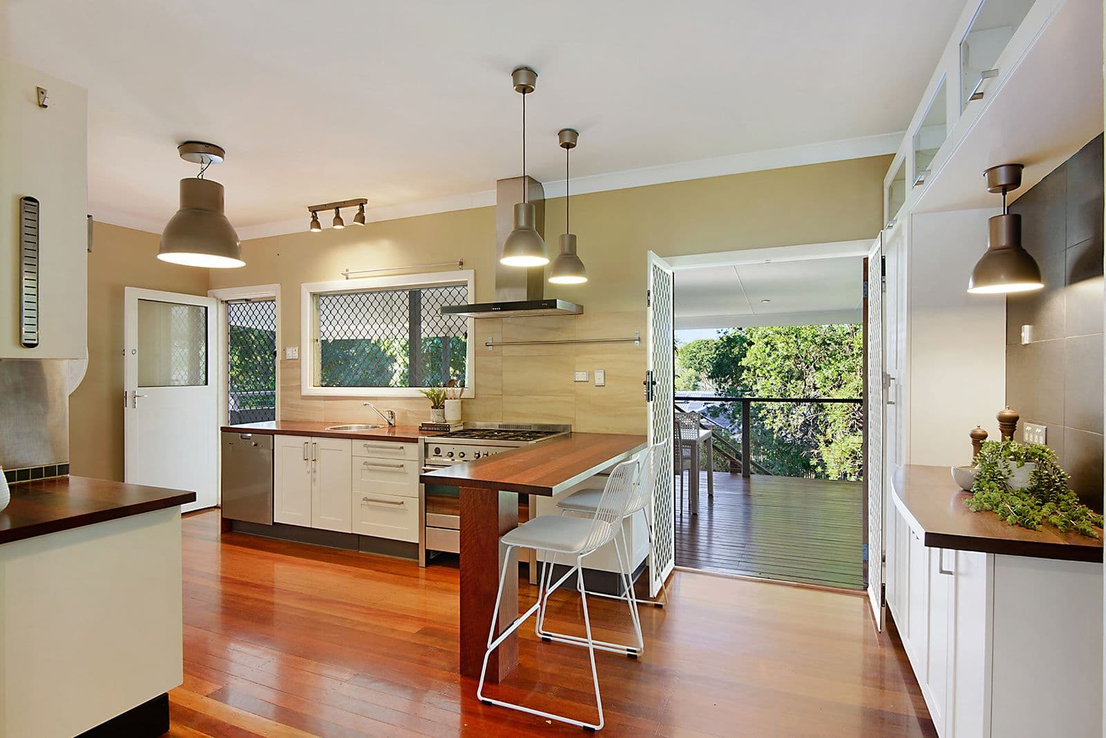 22 Currong Street, Kenmore QLD 4069, Kenmore - Thumbnail 2