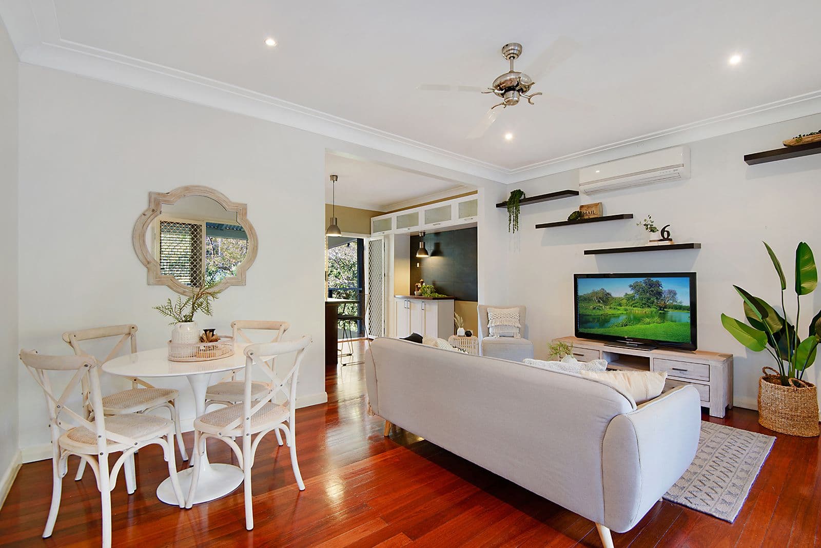 22 Currong Street, Kenmore QLD 4069, Kenmore - Thumbnail 6