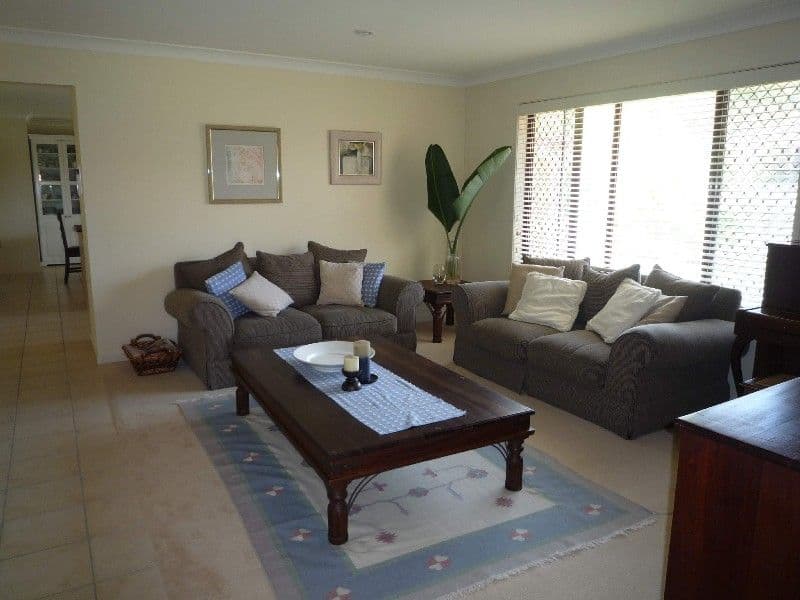 40 Nottinghill Gate Drive, ARUNDEL QLD 4214, Arundel - Thumbnail 3