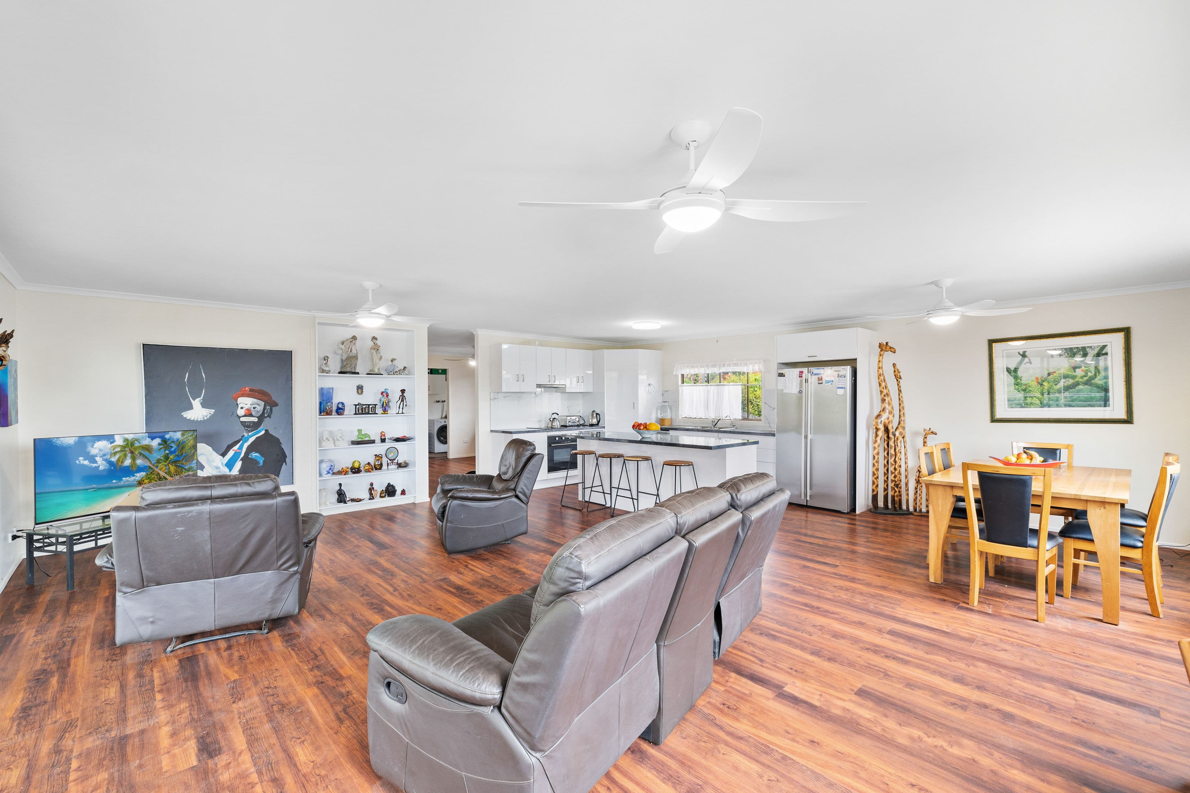 62 VINCENT Road, Lake Albert, Lake Albert - Thumbnail 2