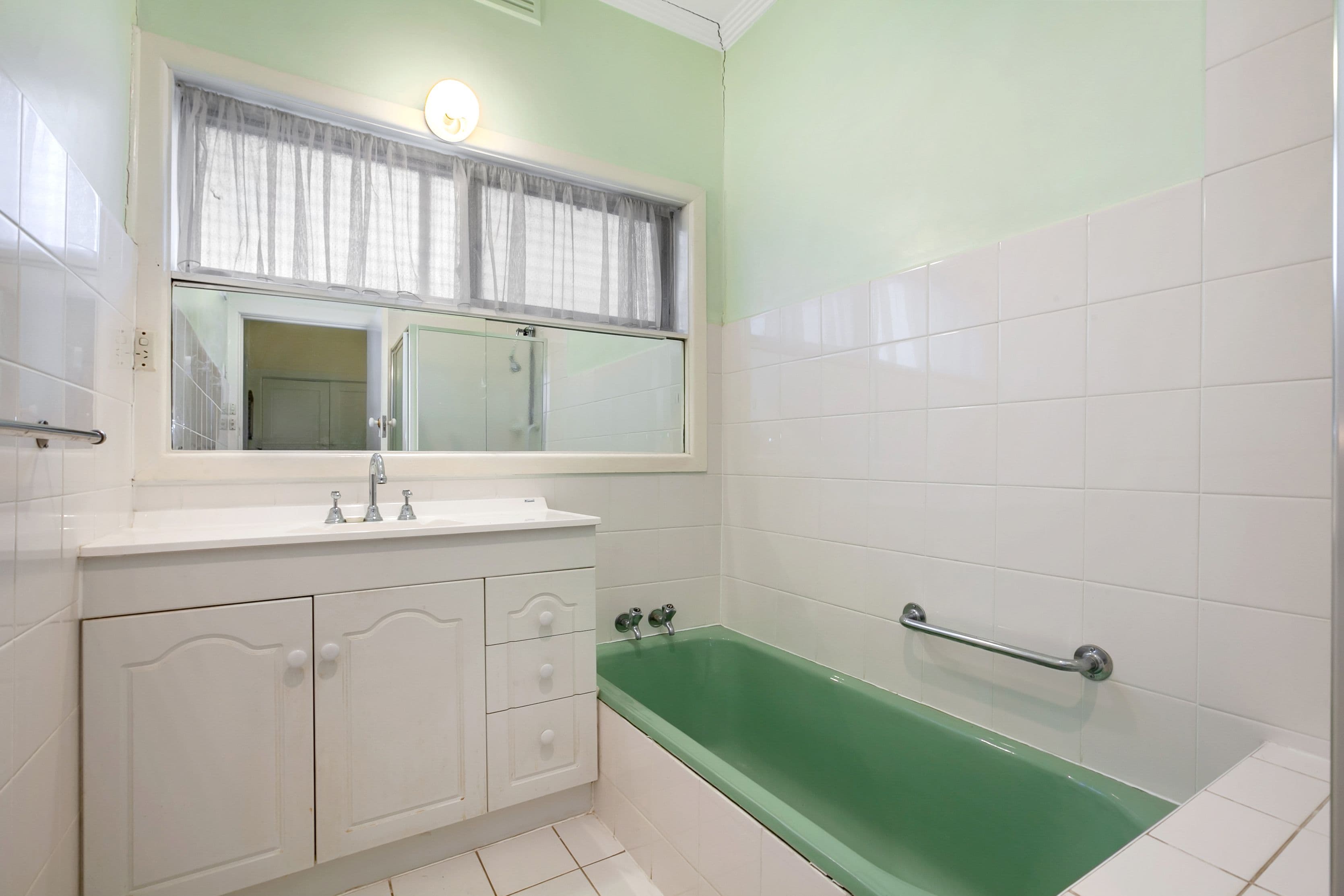 80 Royal Parade, Reservoir VIC 3073, Reservoir - Thumbnail 4