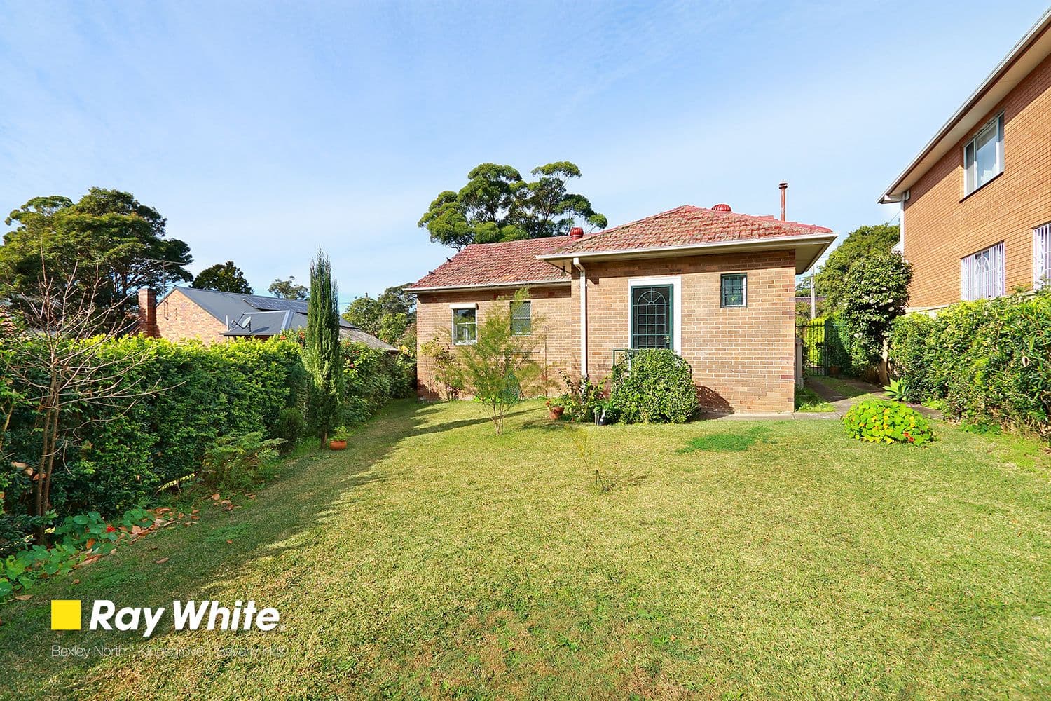 28 Simmons Road, Kingsgrove NSW 2208, Kingsgrove - Thumbnail 2