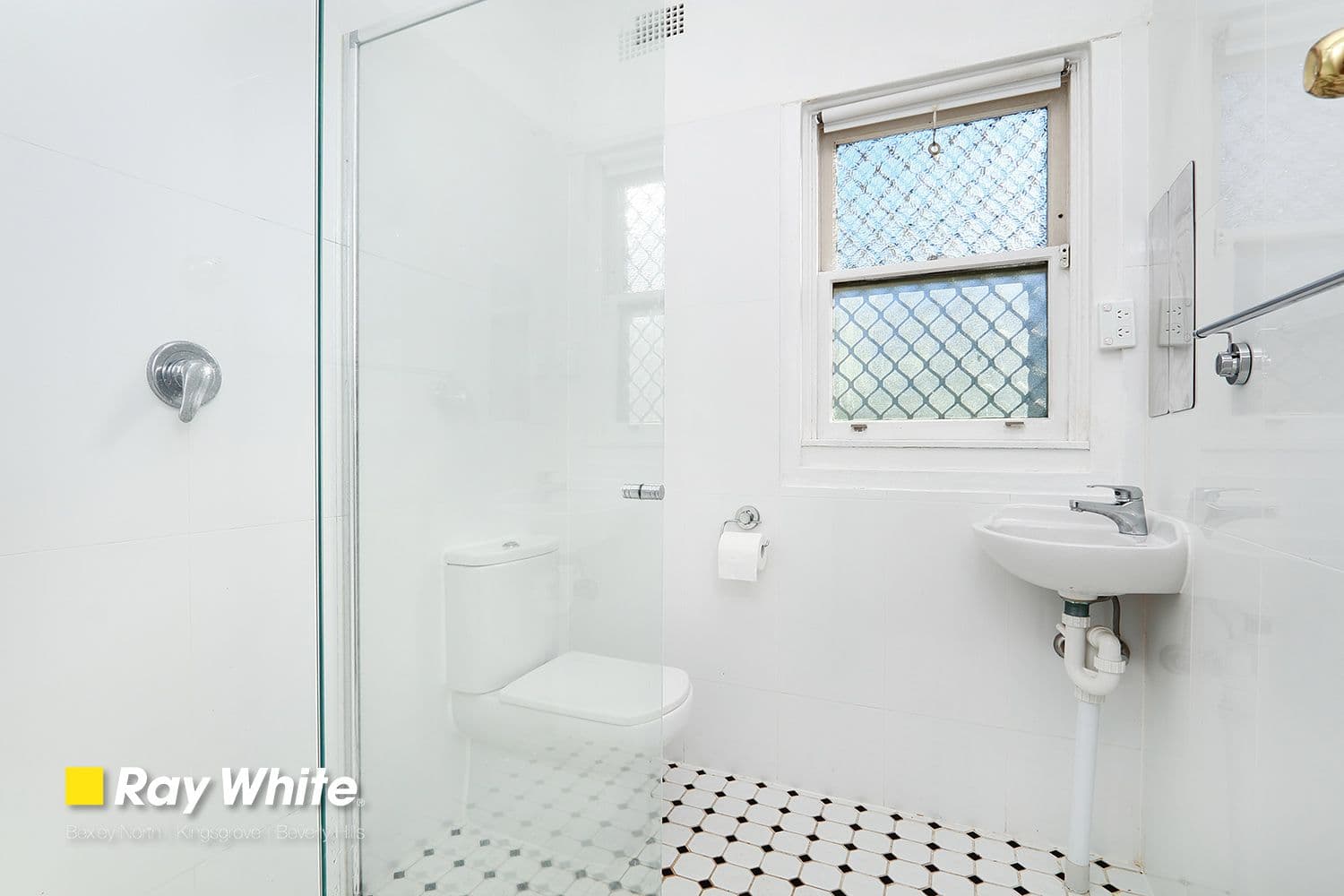 28 Simmons Road, Kingsgrove NSW 2208, Kingsgrove - Thumbnail 5