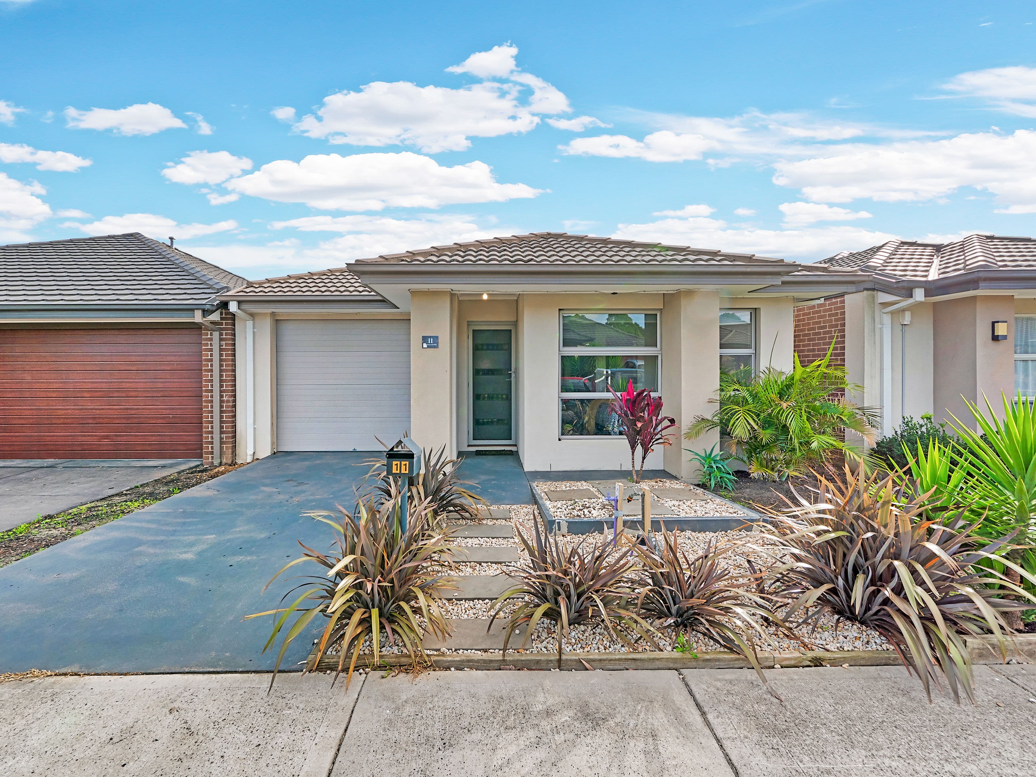 11 Westphalian Rise, Clyde North VIC 3978, Clyde North - Image 1