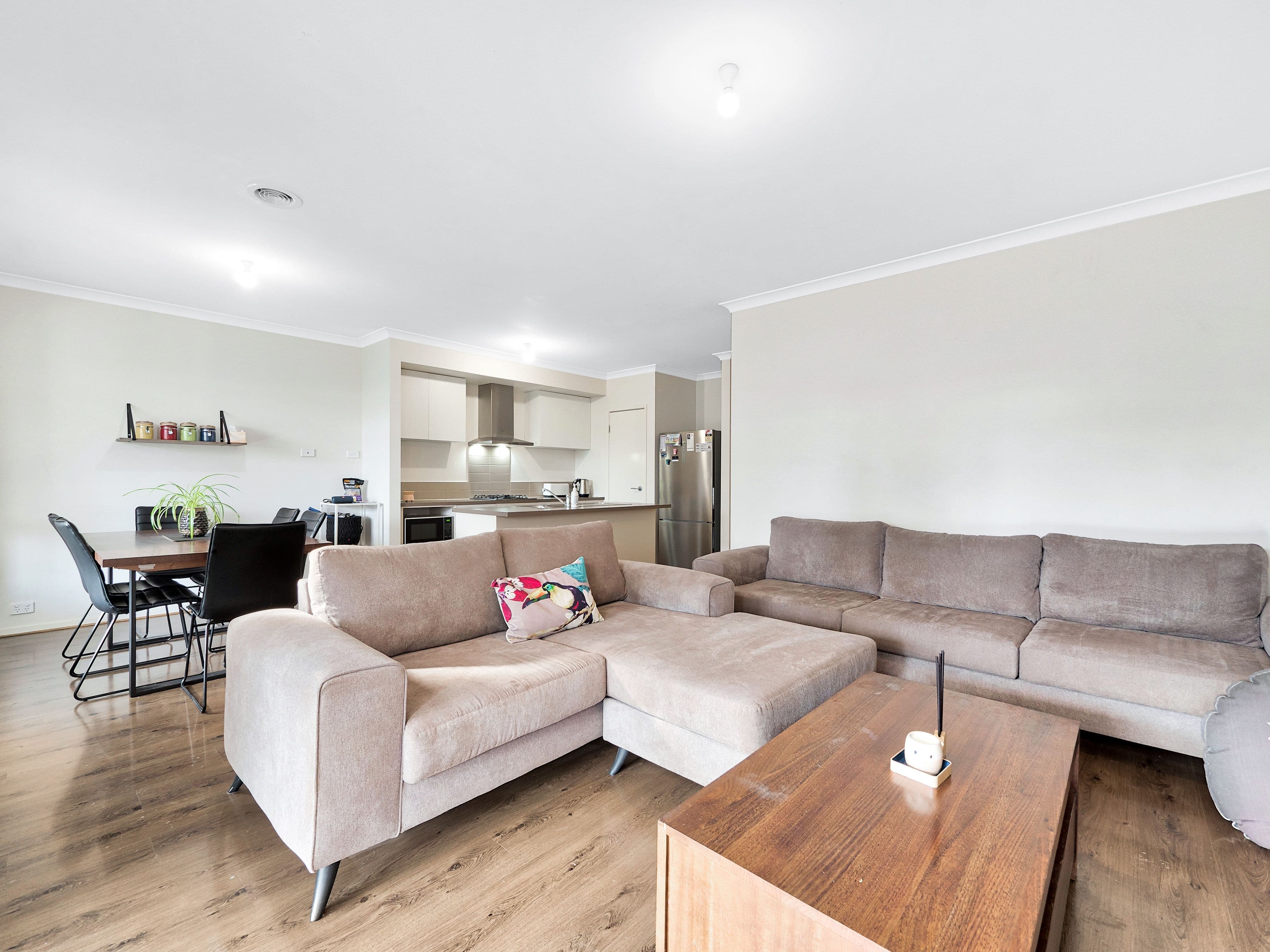 11 Westphalian Rise, Clyde North VIC 3978, Clyde North - Thumbnail 6