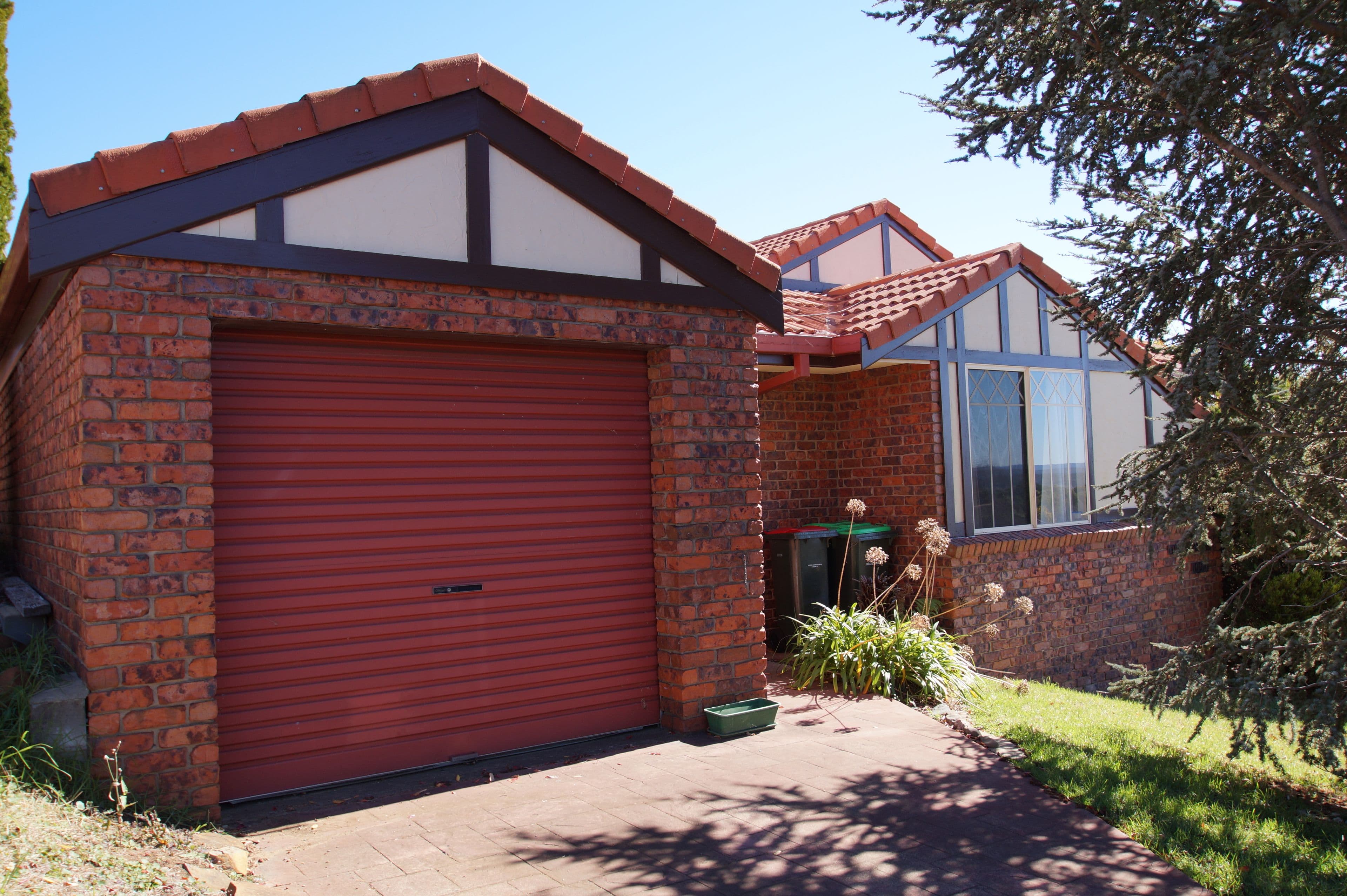 39 The Avenue, Armidale - Thumbnail 2