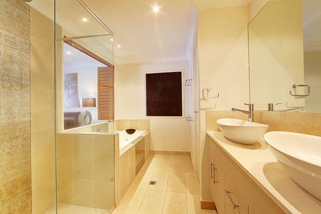 6 Woodhen Court, BOHLE PLAINS QLD 4817, Bohle Plains - Thumbnail 4