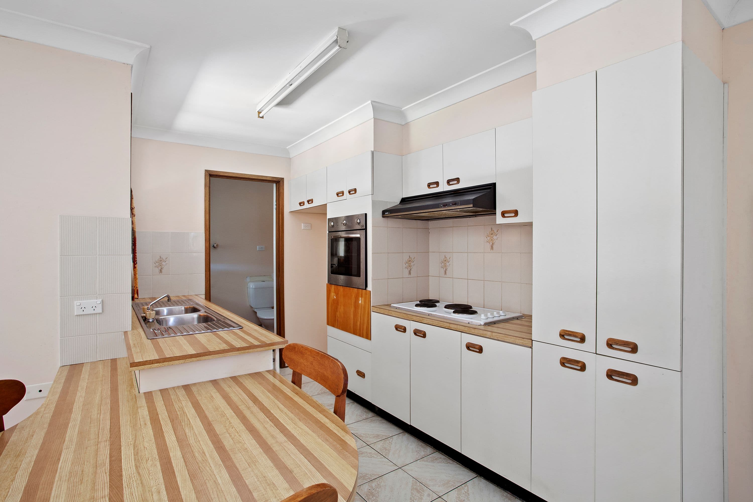 31 Emerald Place, Berkeley Vale NSW 2261, Berkeley Vale - Thumbnail 2