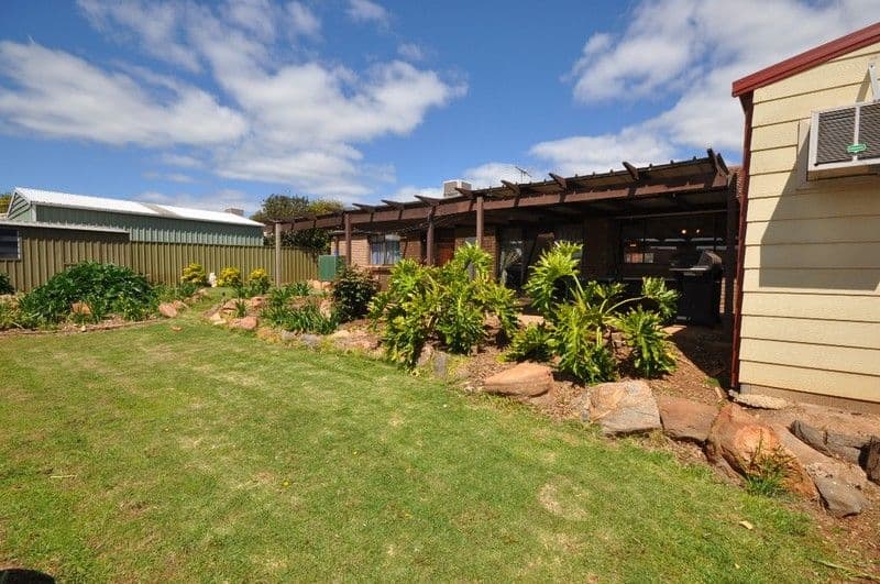 60 Tareena Street, CRAIGMORE SA 5114, Craigmore - Thumbnail 2