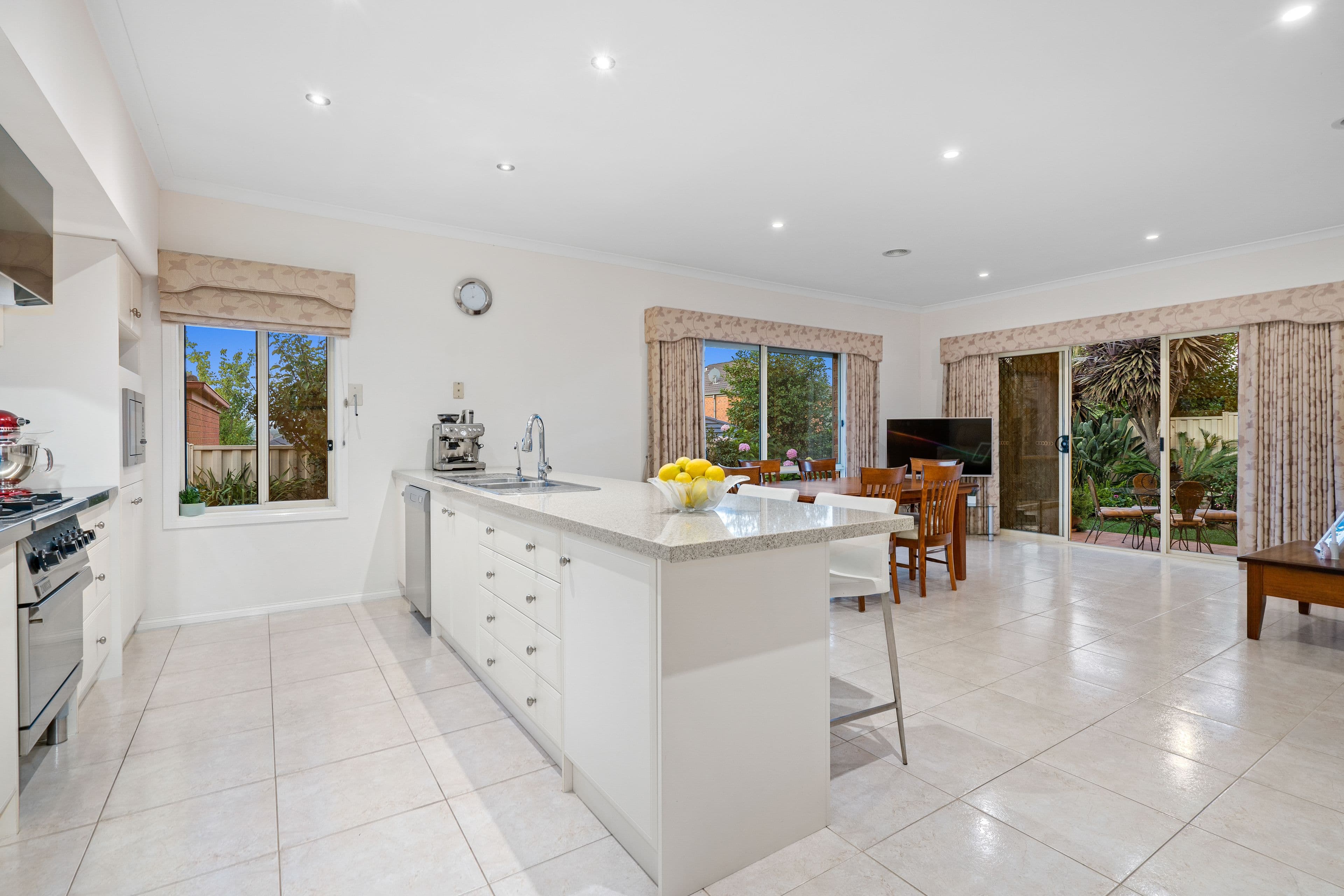 6 Banhul Place, Bundoora VIC 3083, Bundoora - Thumbnail 5