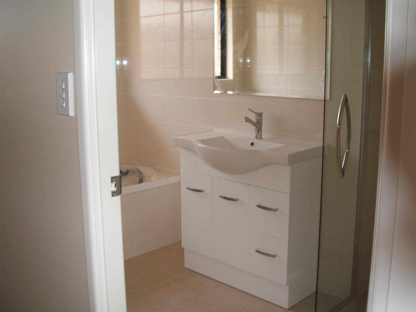 33 Broadhurst Drive, GRACEMERE QLD 4702, Gracemere - Thumbnail 8