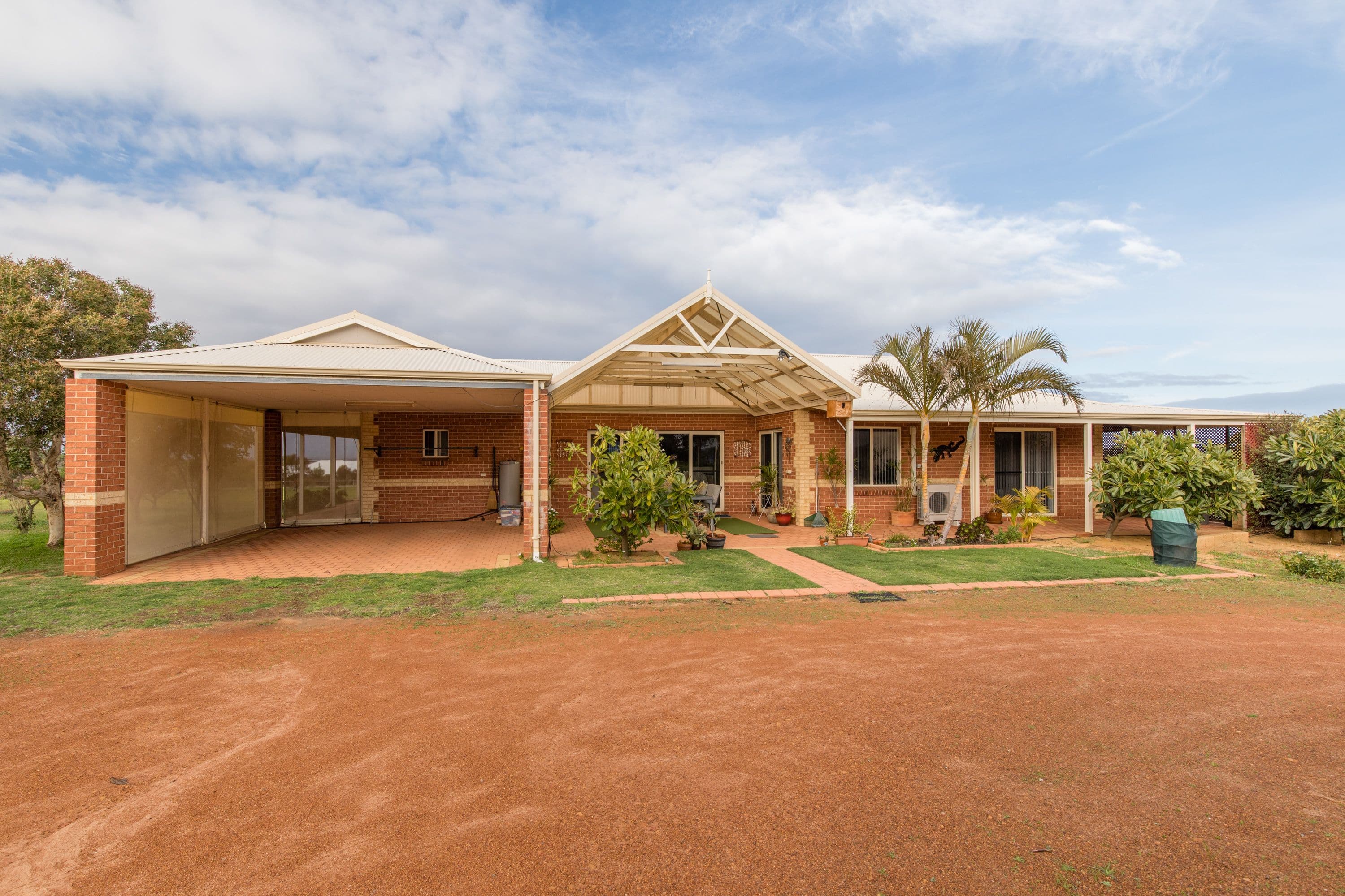 10 Parmelia Boulevard, White Peak WA 6532, White Peak - Image 1