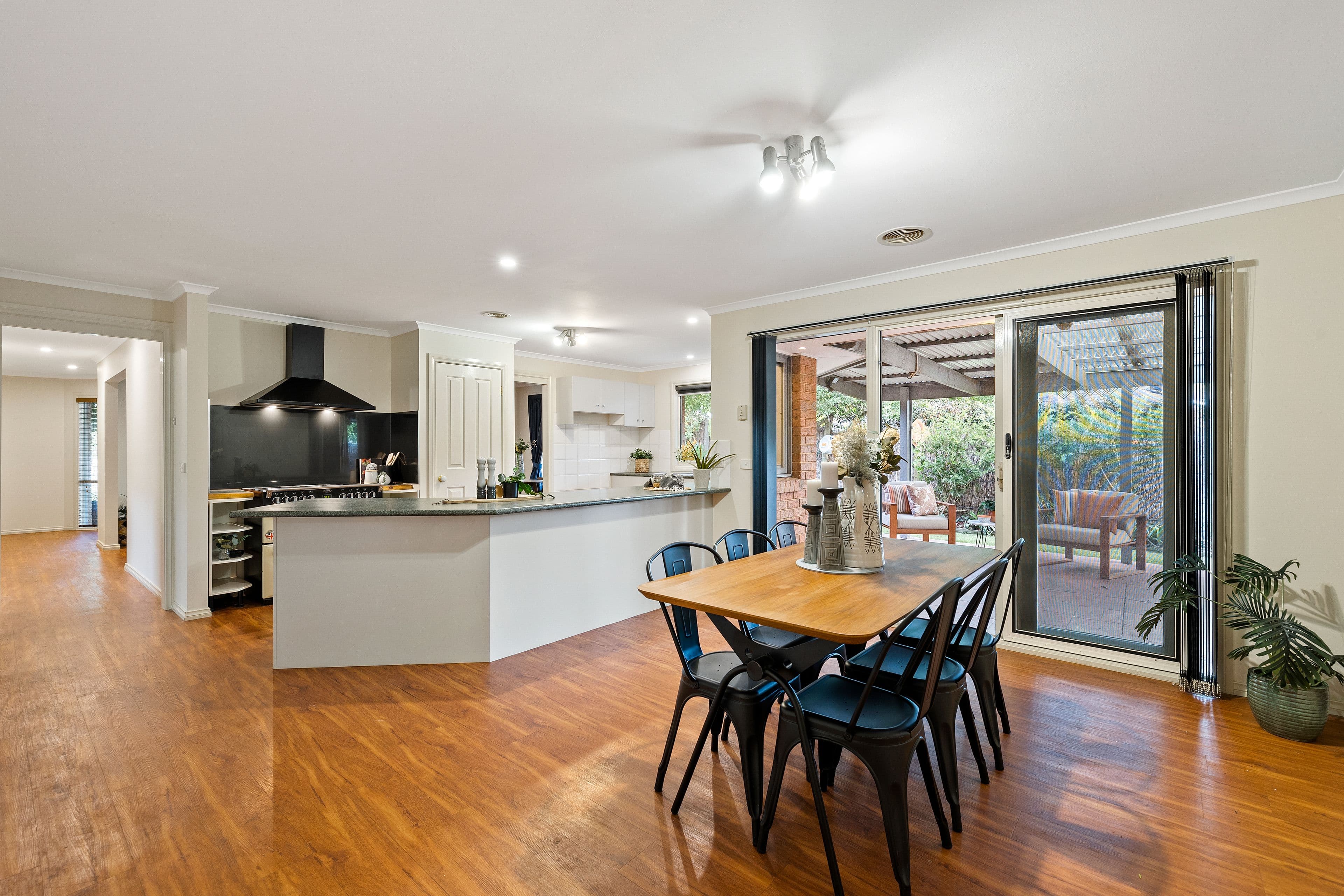 2 Forest Oak Drive, Upper Ferntree Gully VIC 3156, Upper Ferntree Gully - Thumbnail 4