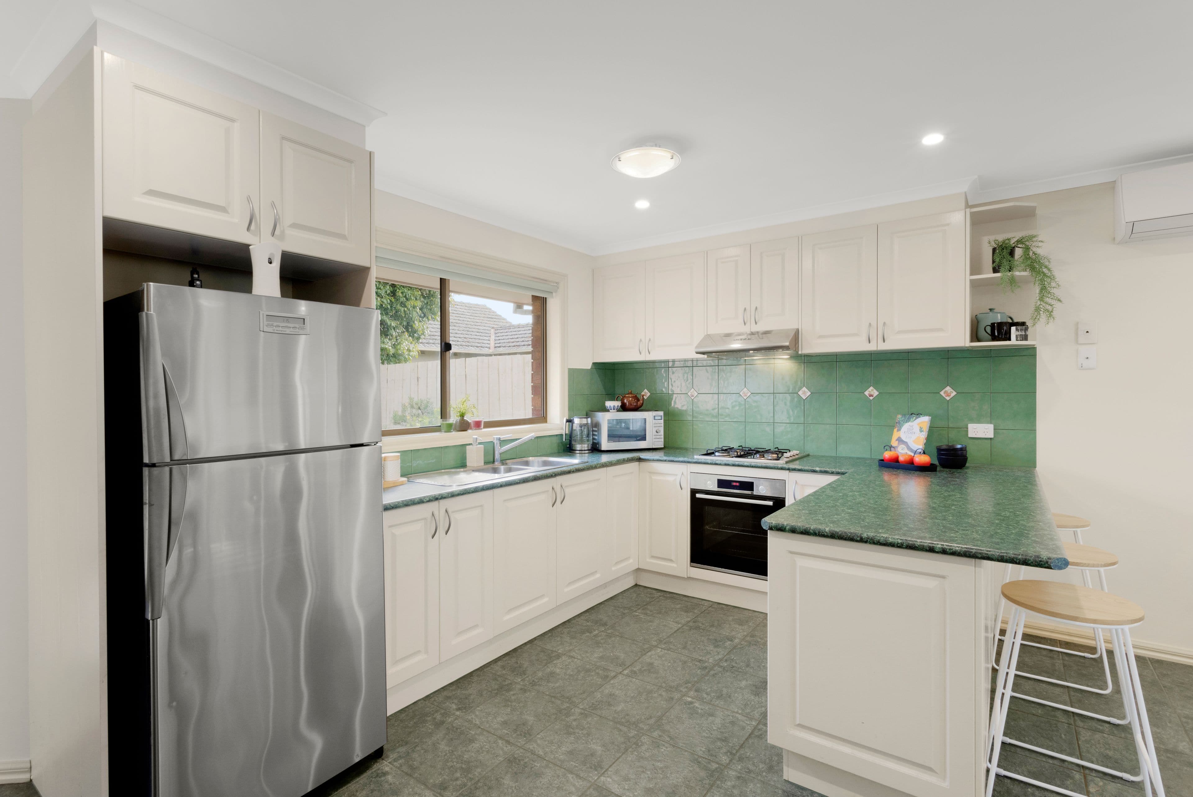 34 Long Place, Hughesdale VIC 3166, Hughesdale - Thumbnail 5