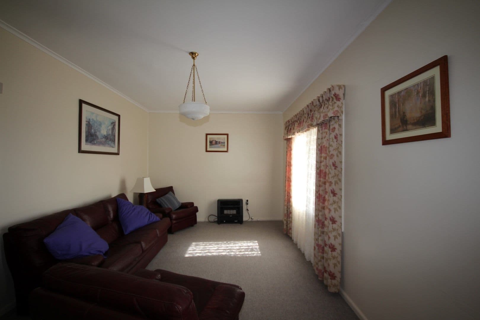 4 Buckley Crescent, Oberon NSW 2787, Oberon - Thumbnail 2