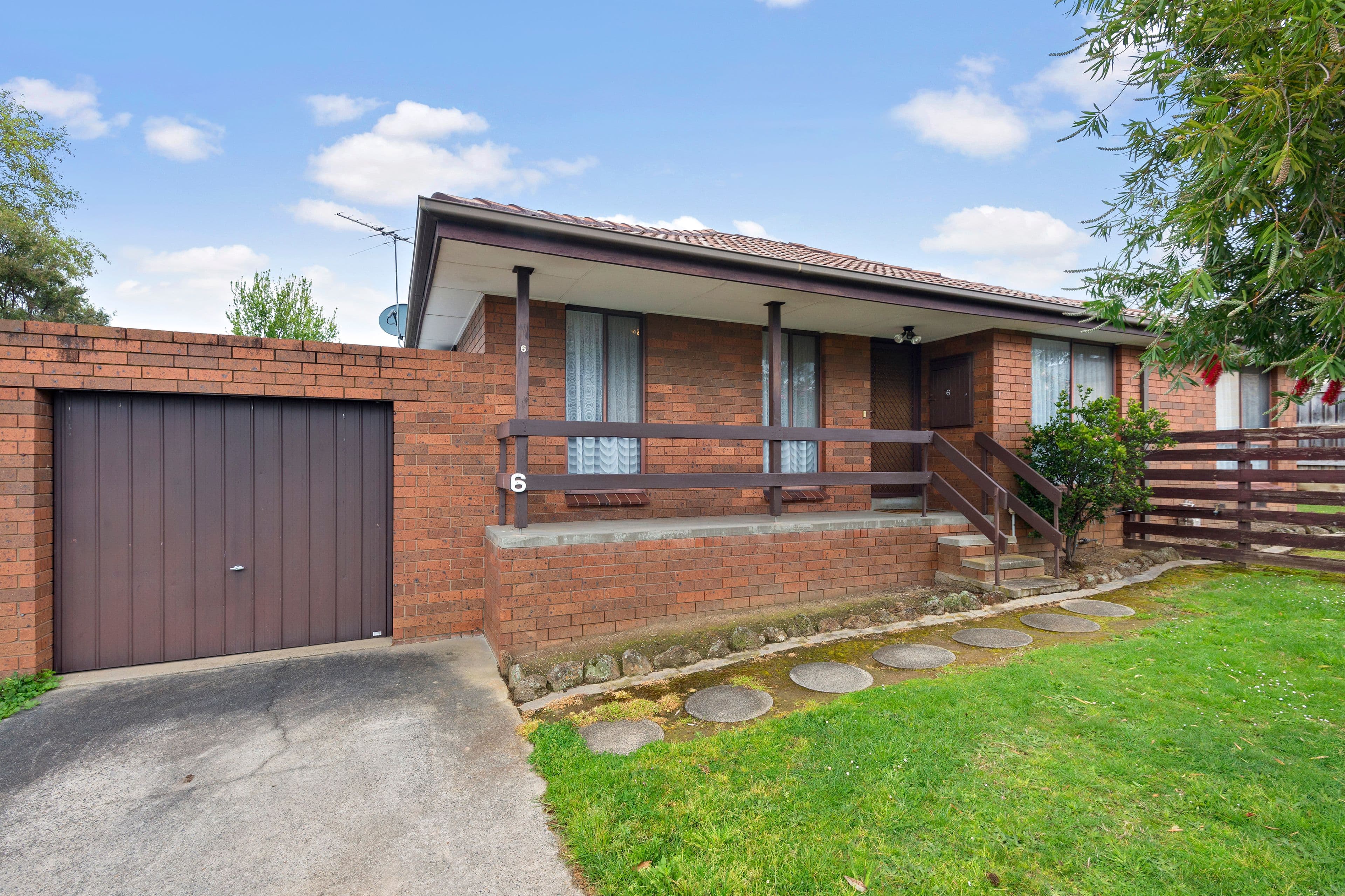 33 Edina Road, Ferntree Gully VIC 3156, Ferntree Gully - Image 1