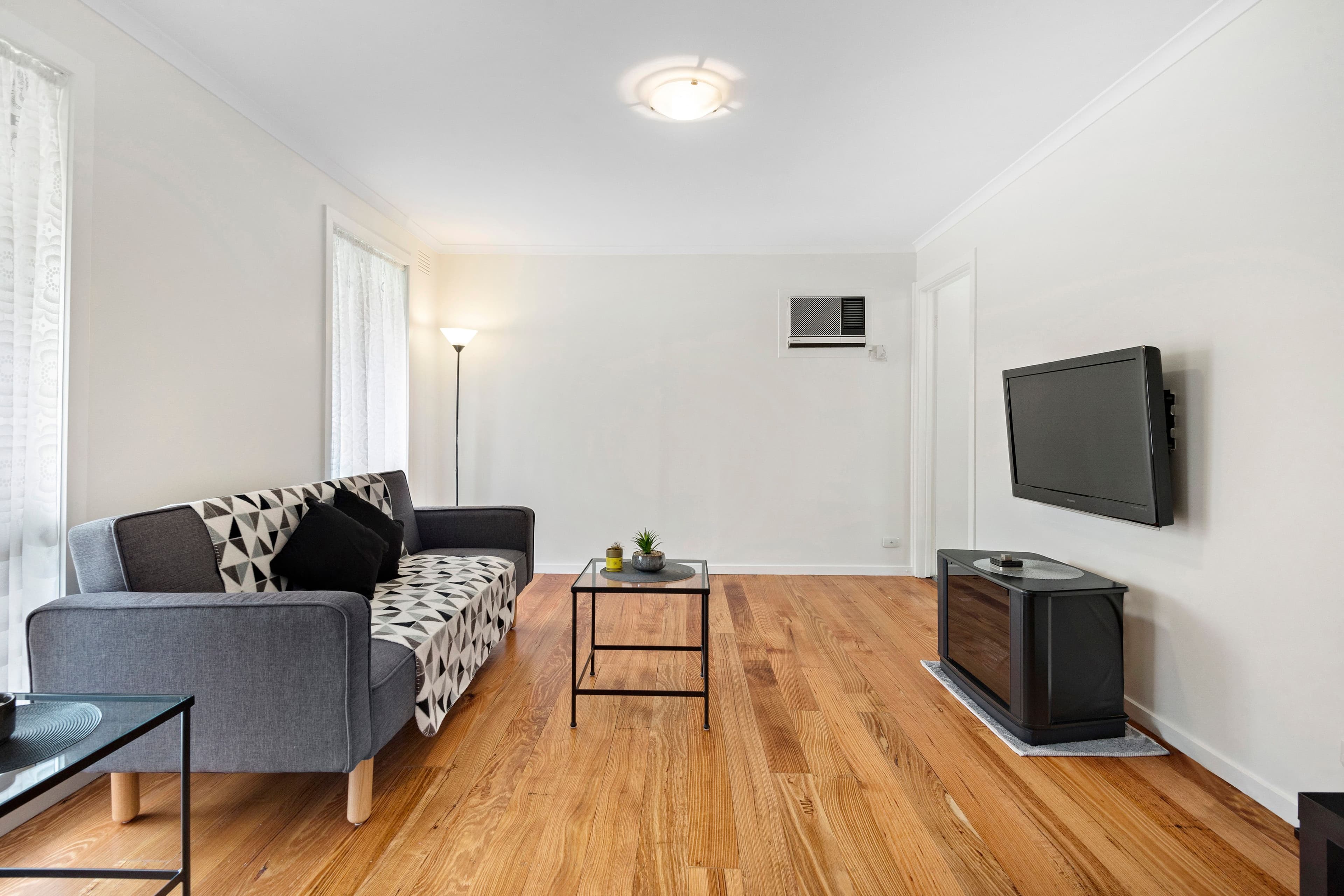 33 Edina Road, Ferntree Gully VIC 3156, Ferntree Gully - Thumbnail 2