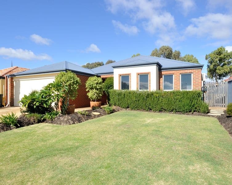 8 Kennedia Circuit, Baldivis WA 6171, Baldivis - Thumbnail 2