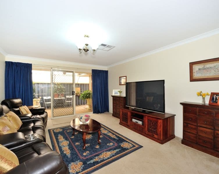 8 Kennedia Circuit, Baldivis WA 6171, Baldivis - Thumbnail 4