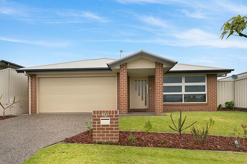 180 Pioneer Drive, Flinders - Image 1