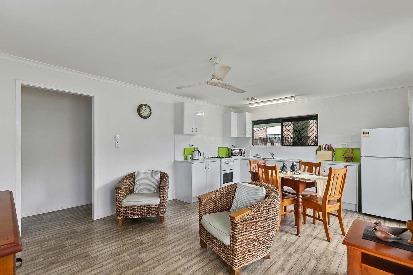 12 Vanda Street, Urangan QLD 4655, Urangan - Thumbnail 7