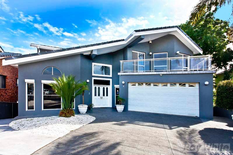 4  Brewon Close, BOSSLEY PARK NSW 2176, Bossley Park - Image 1