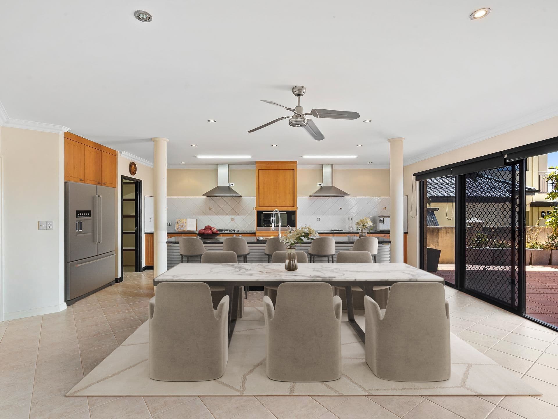 11 Leeuwin Place, Halls Head WA 6210, Halls Head - Thumbnail 2