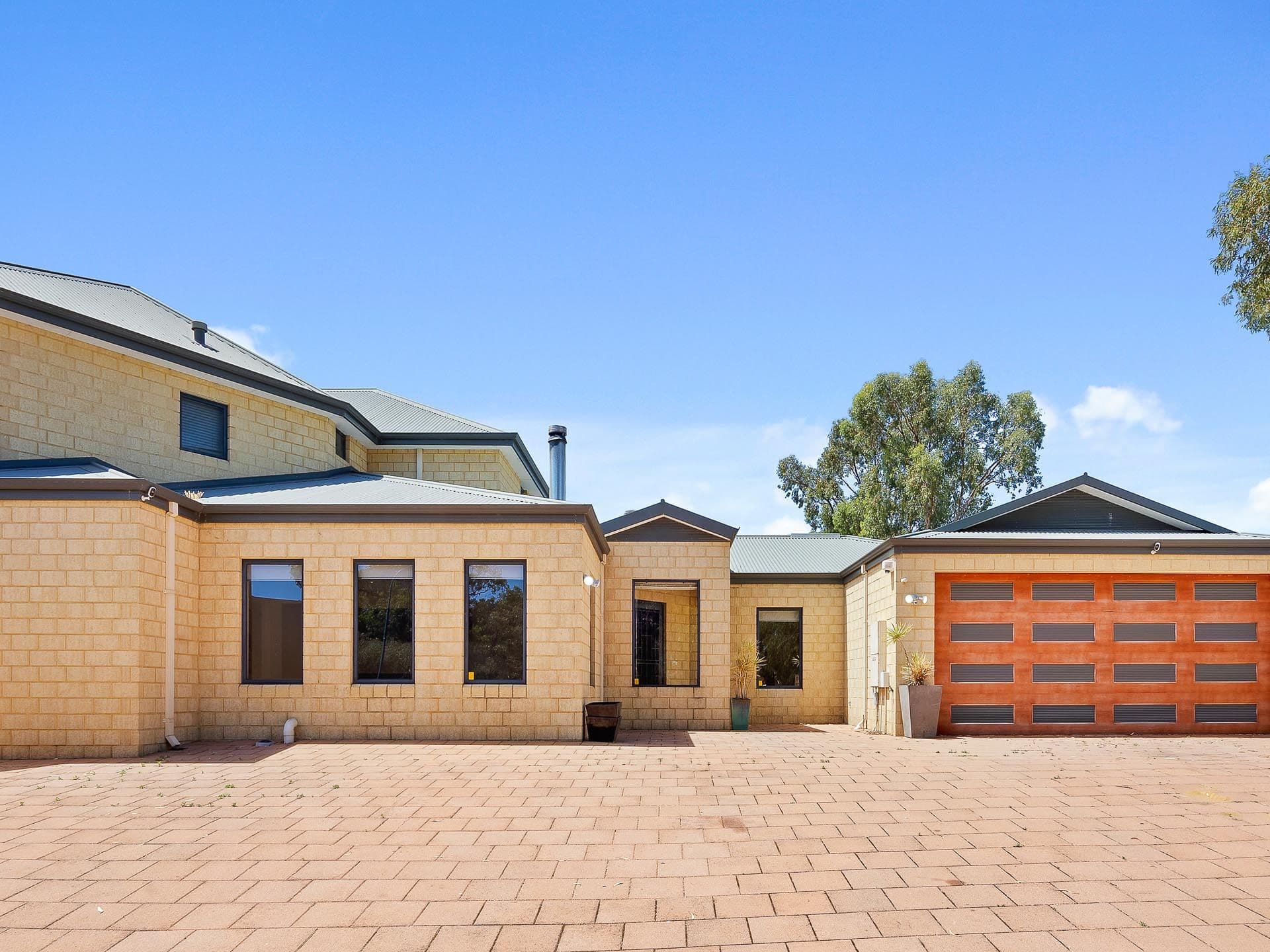 11 Leeuwin Place, Halls Head WA 6210, Halls Head - Thumbnail 5