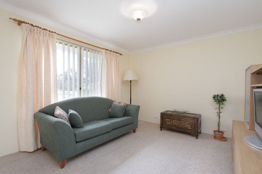 22 Willow Tree Drive, Kewdale WA 6105, Kewdale - Thumbnail 2