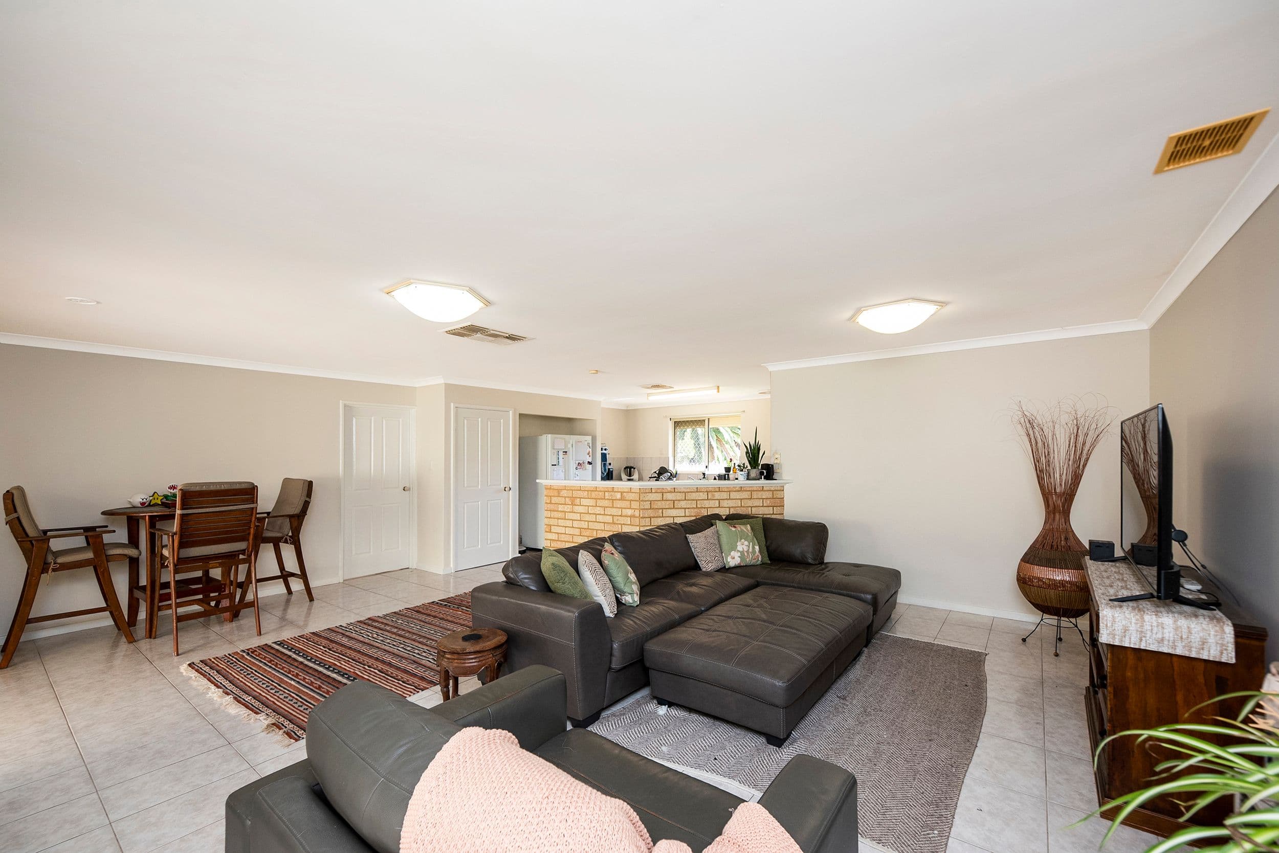 16b St Clair Place, Cooloongup WA 6168, Cooloongup - Thumbnail 6