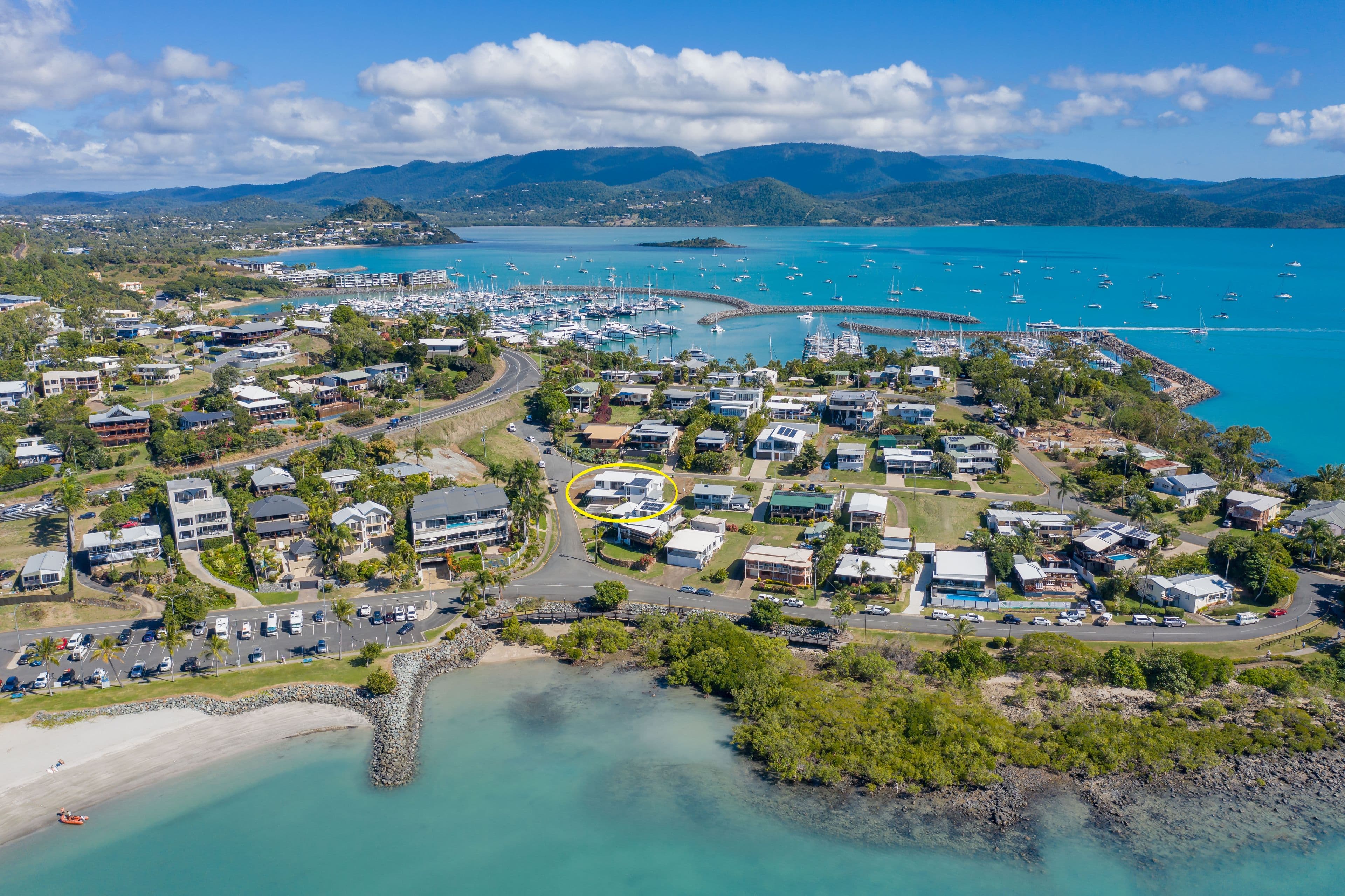11 Hillcrest Avenue, Airlie Beach QLD 4802, Airlie Beach - Thumbnail 5