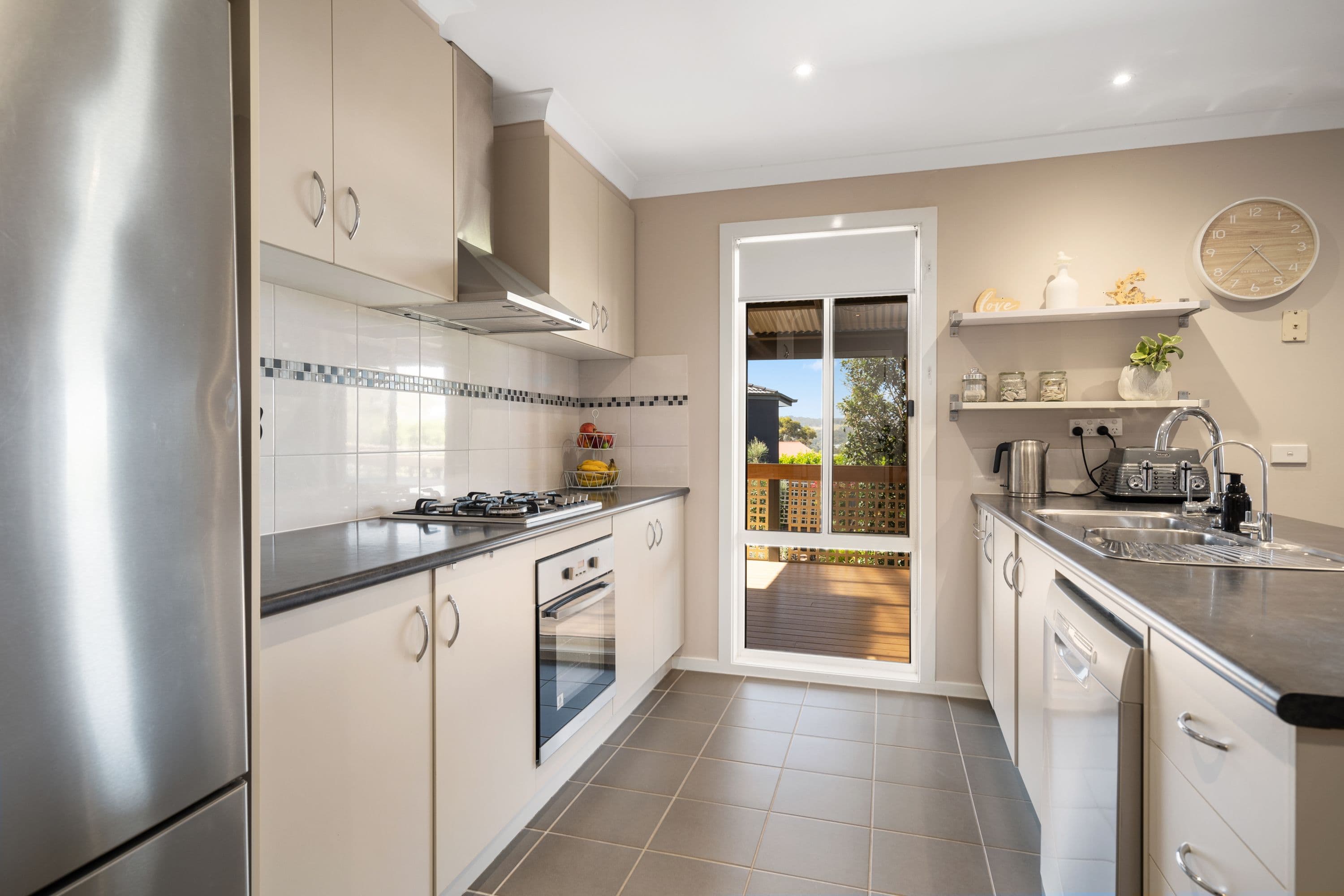 1 Henson Avenue, Mayfield East, Mayfield East - Thumbnail 3