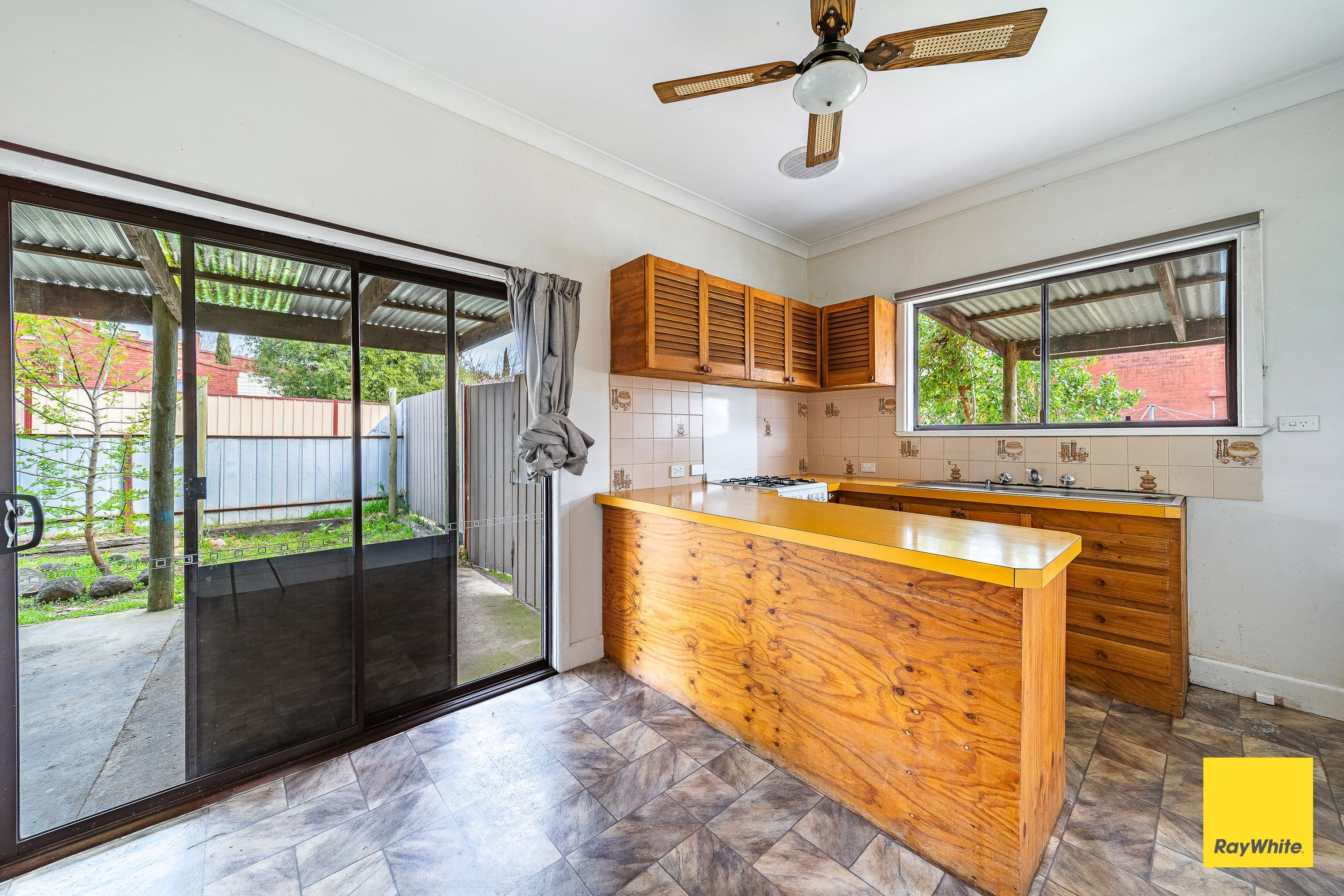9 Ashley Street, Ironbark VIC 3550, Ironbark - Thumbnail 3