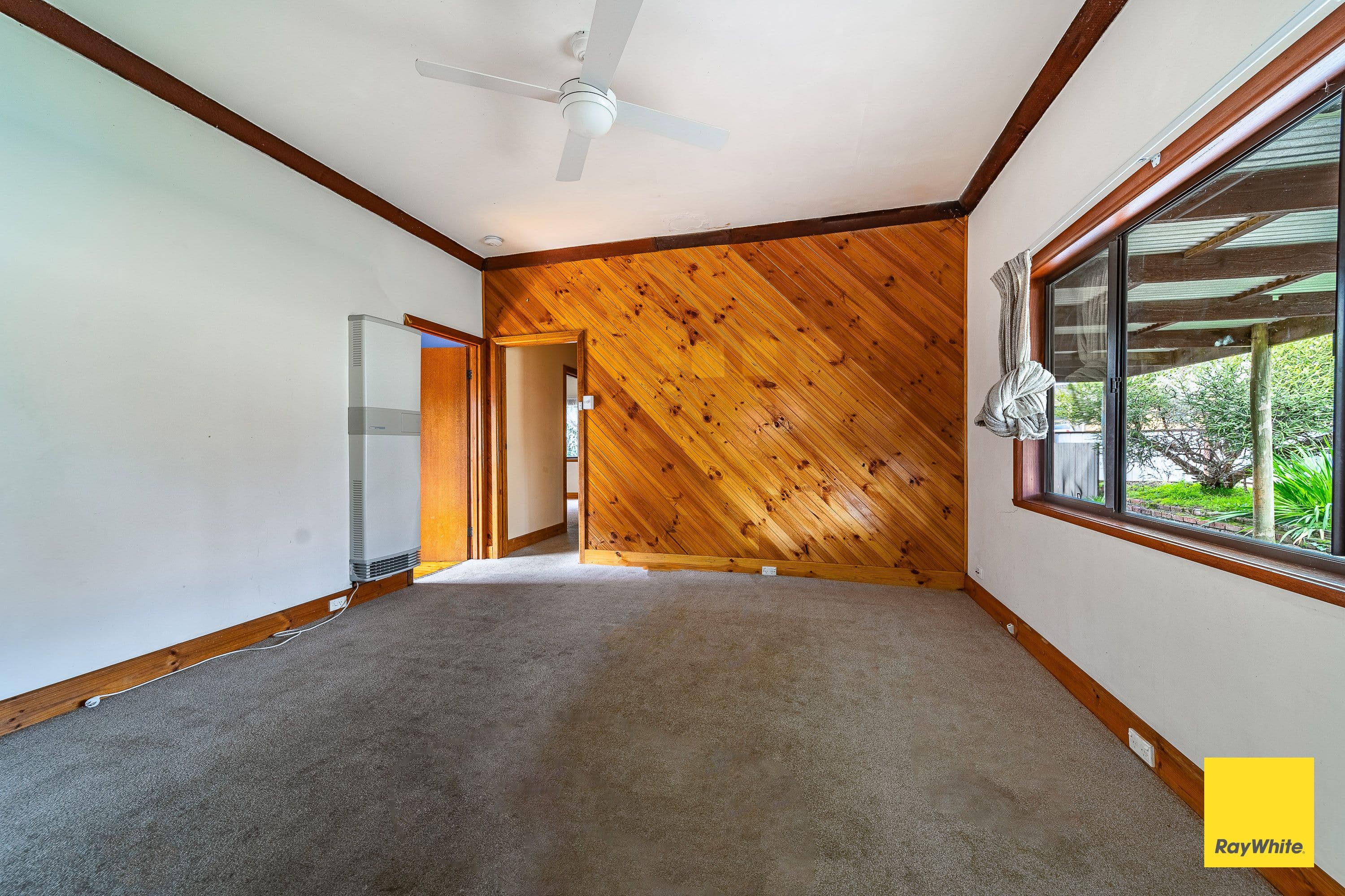 9 Ashley Street, Ironbark VIC 3550, Ironbark - Thumbnail 5