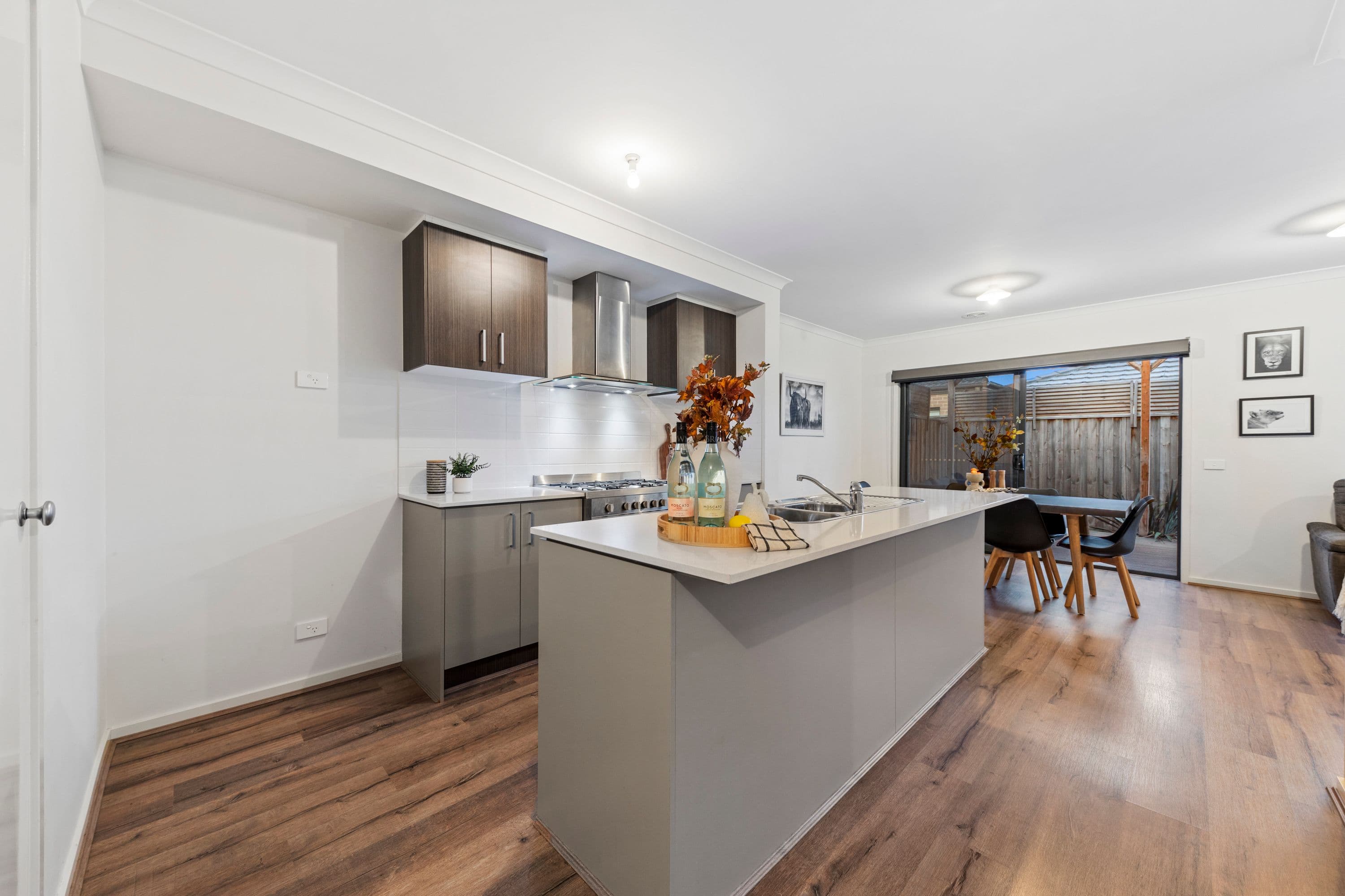 36 Hunt Way, Pakenham VIC 3810, Pakenham - Thumbnail 3