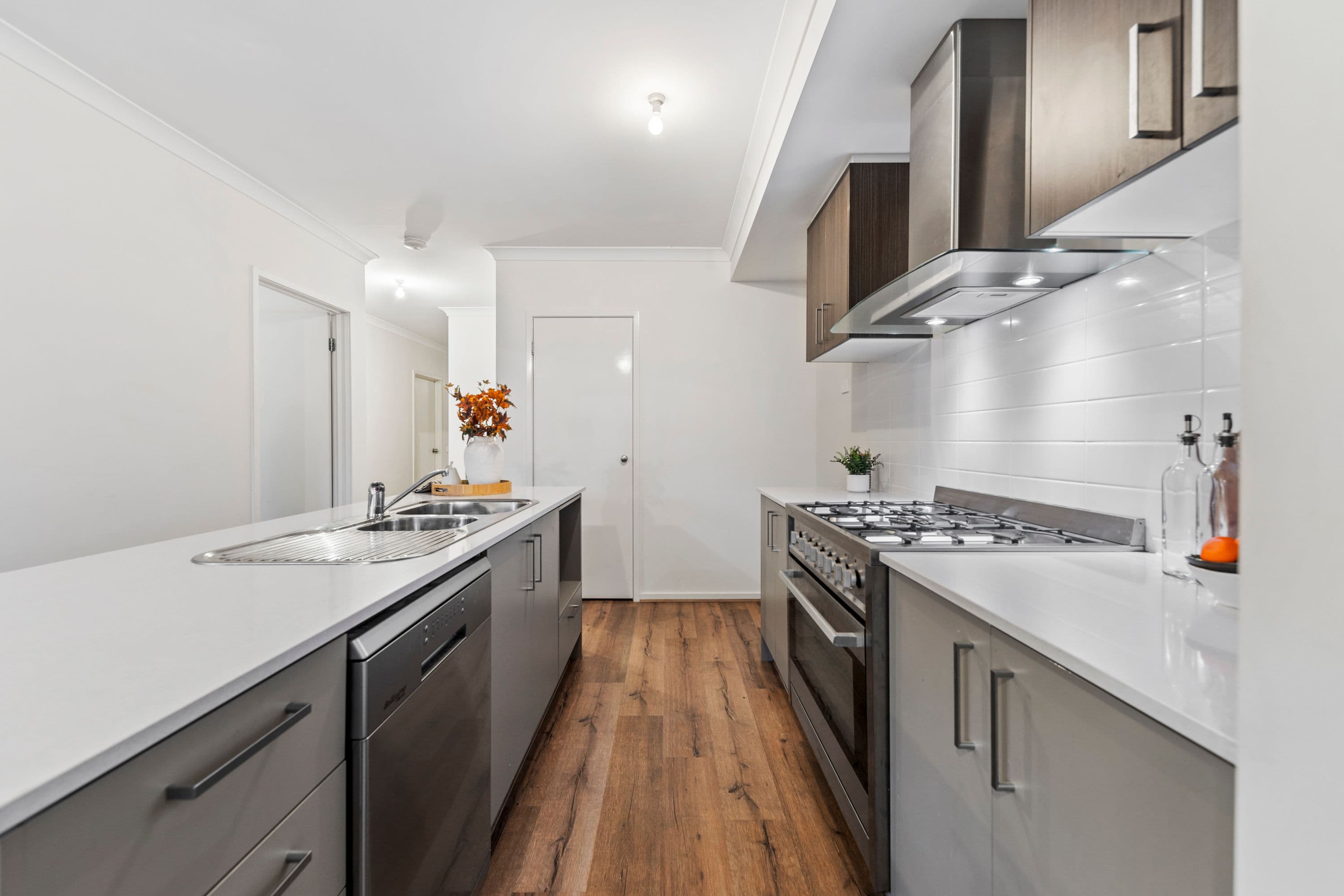36 Hunt Way, Pakenham VIC 3810, Pakenham - Thumbnail 5