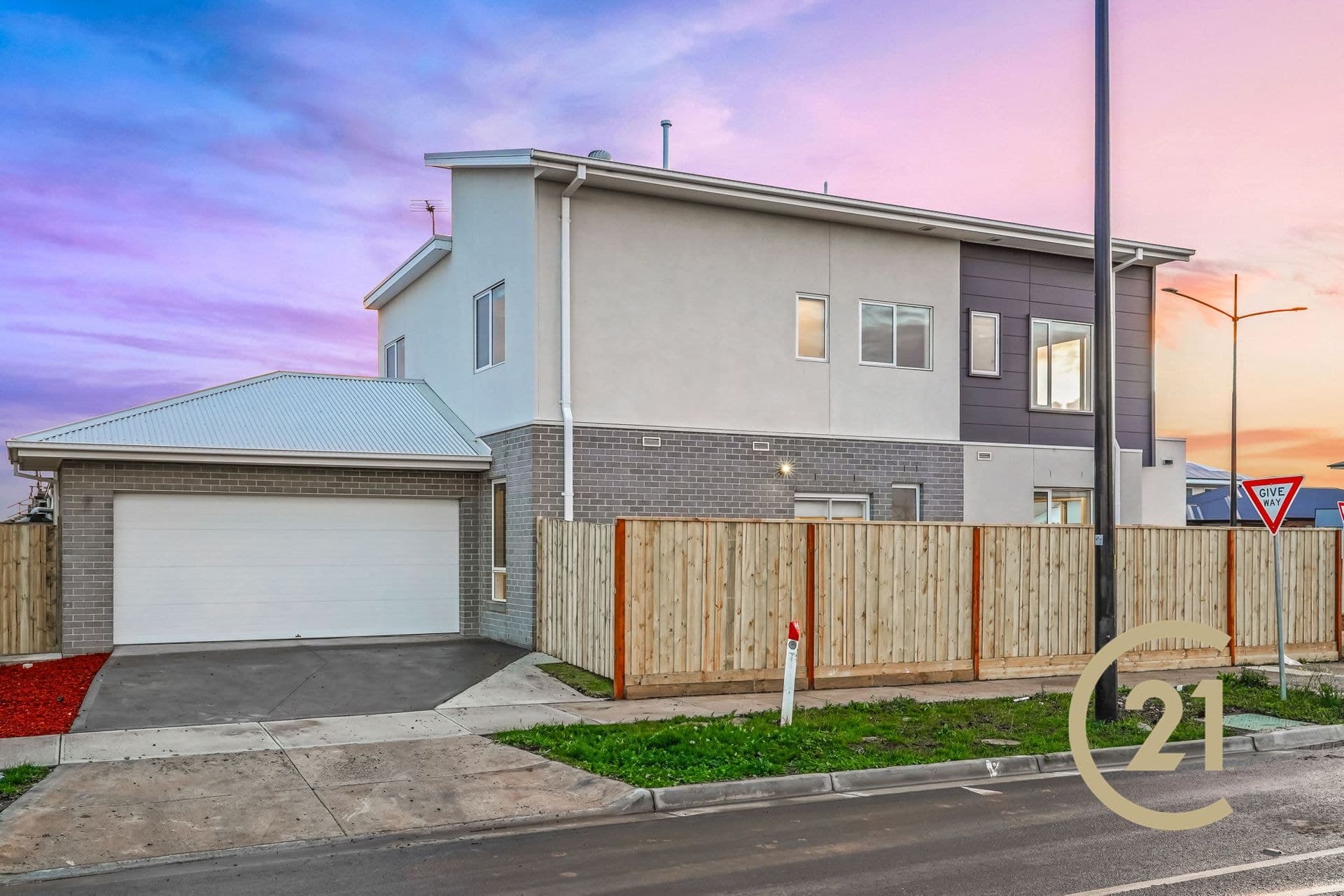 Suite 4 241-244 Caroline Springs Blvd, Caroline Springs, VIC, 3023, Fraser Rise - Thumbnail 3