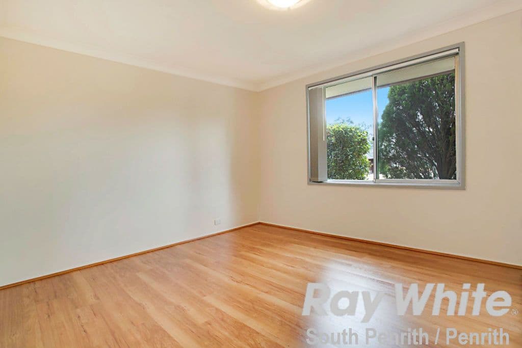 4 Knighton Place, South Penrith - Thumbnail 6